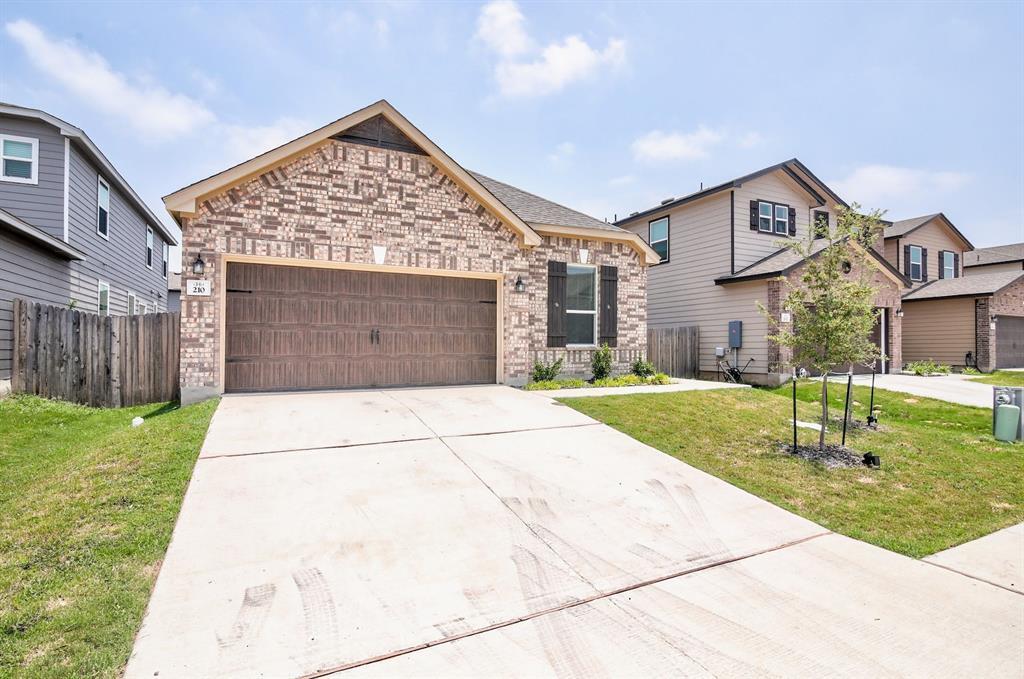 210 Adeline Dr, Kyle, TX 78640