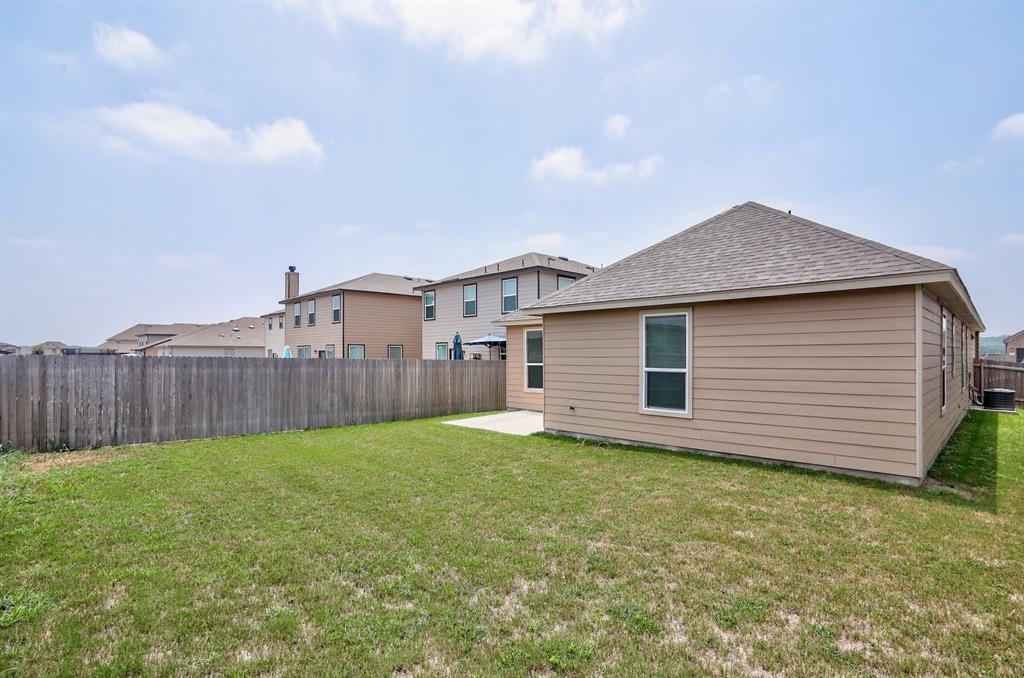 210 Adeline Dr, Kyle, TX 78640