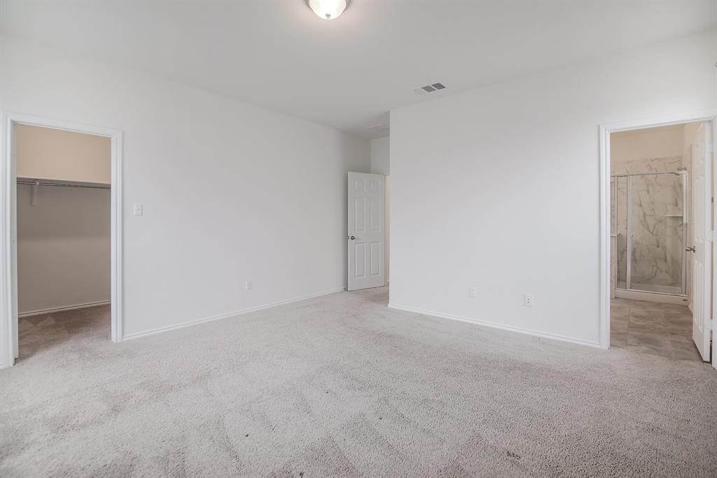 210 Adeline Dr, Kyle, TX 78640