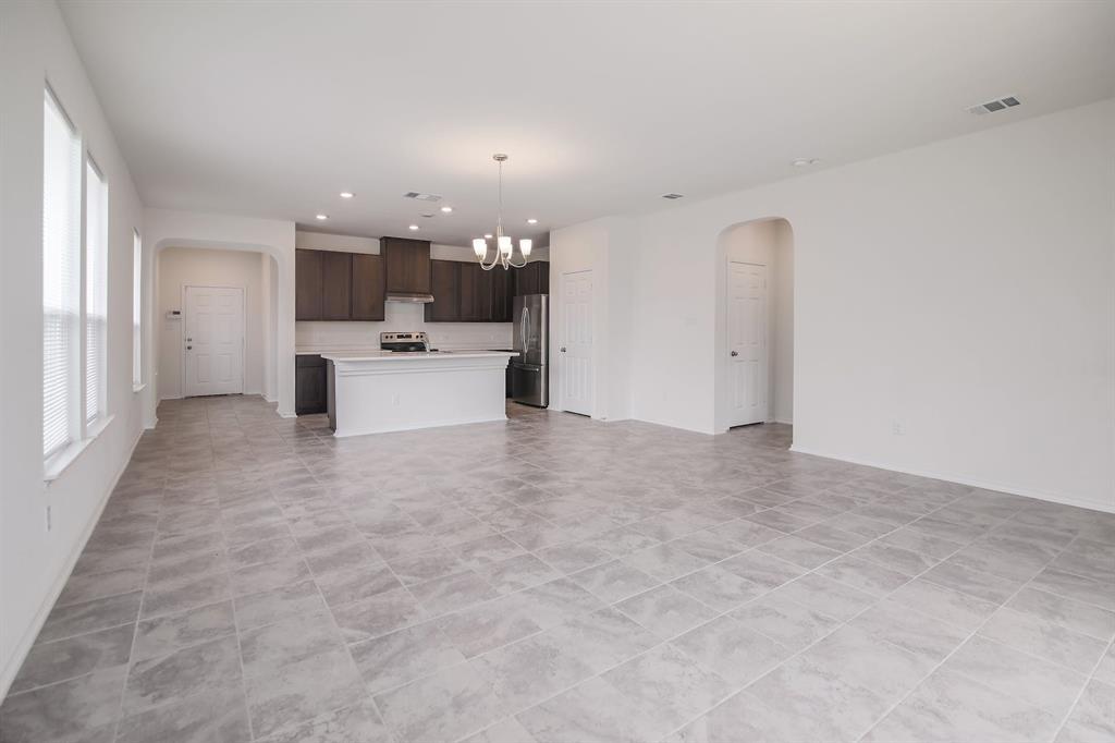 210 Adeline Dr, Kyle, TX 78640