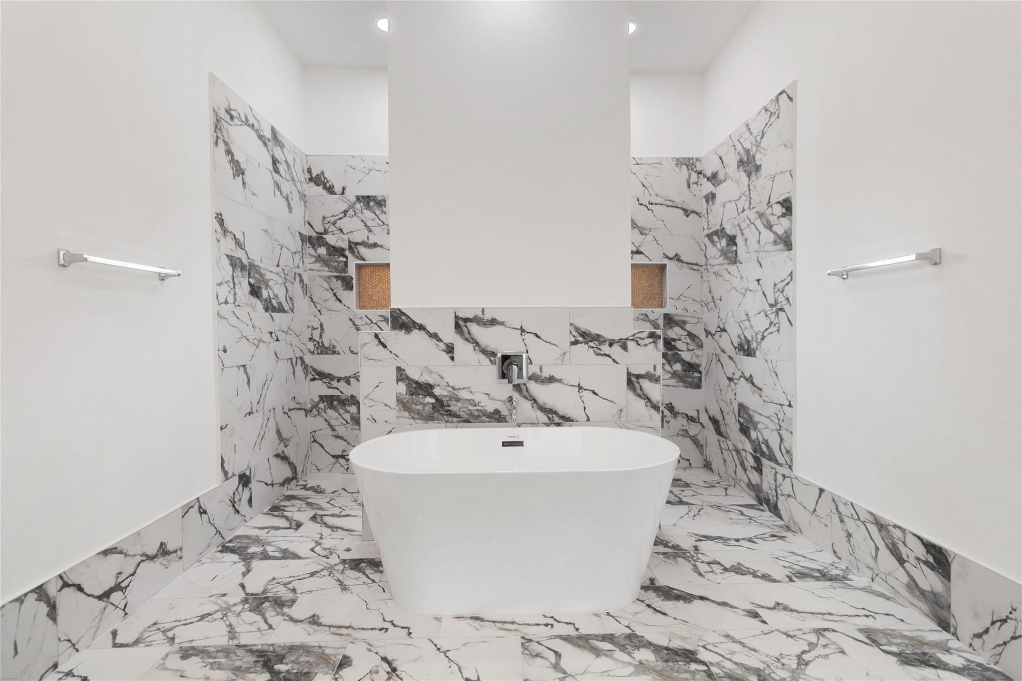 27 Pueblo Trl, Wimberley, TX 78676