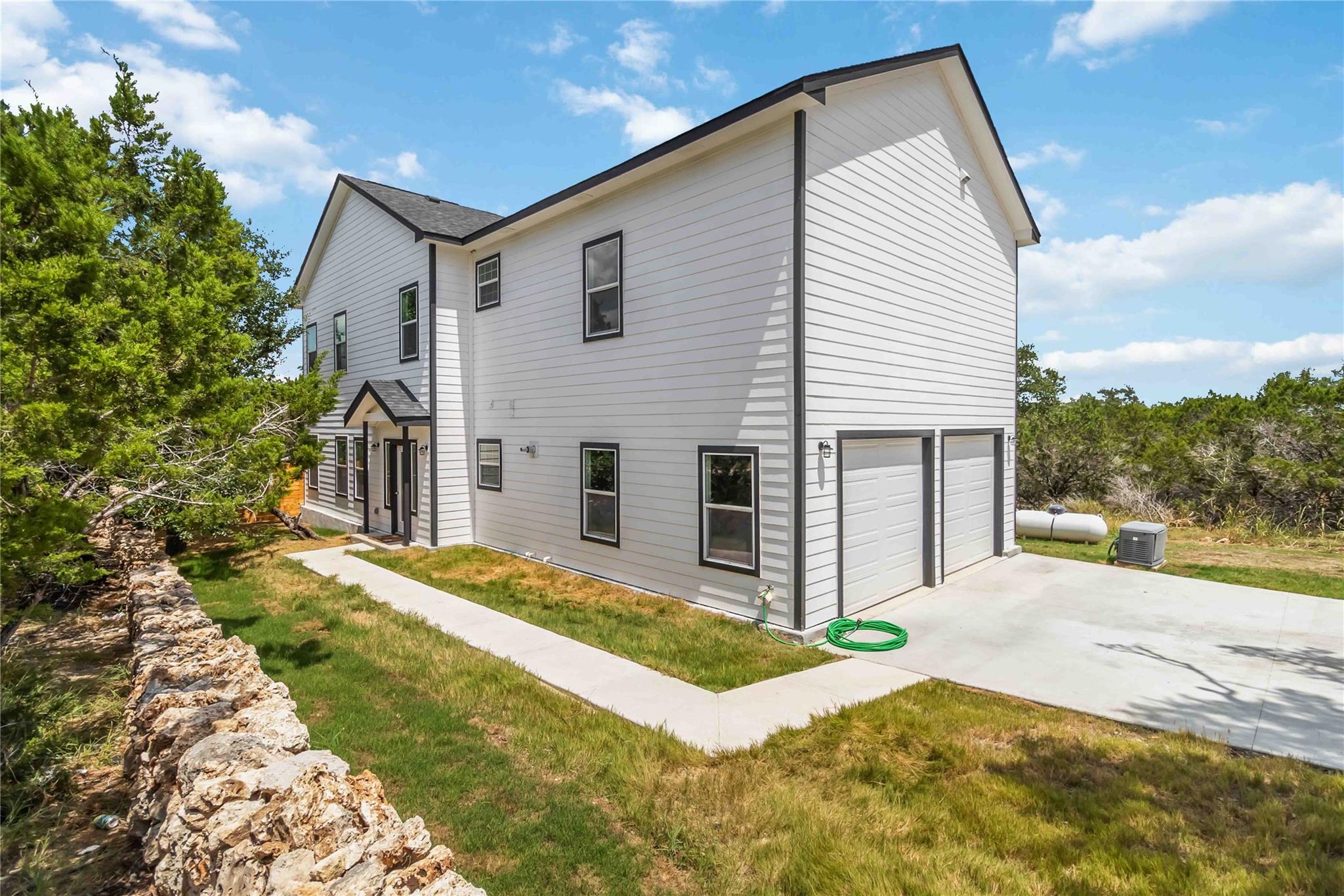 27 Pueblo Trl, Wimberley, TX 78676