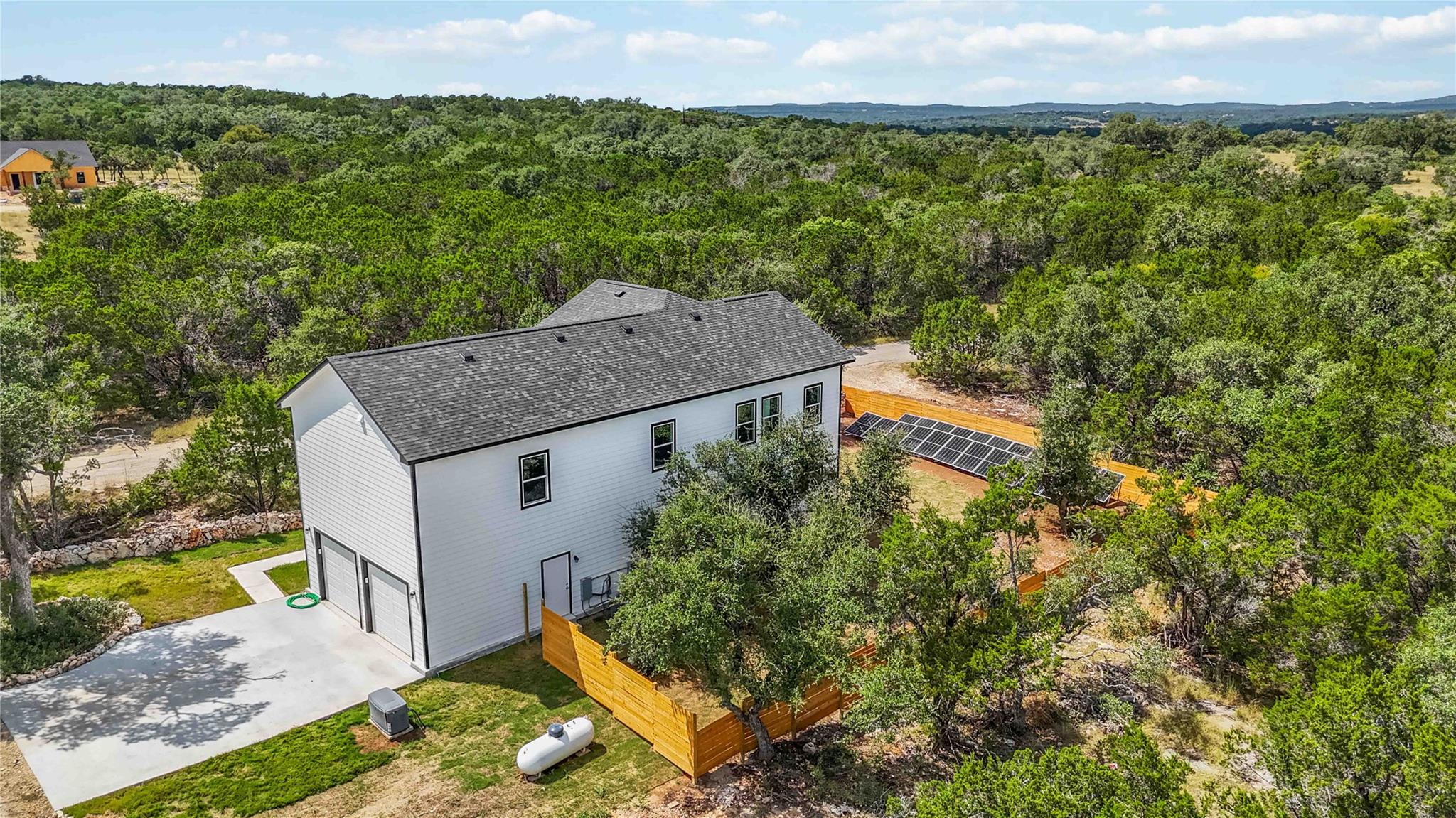 27 Pueblo Trl, Wimberley, TX 78676