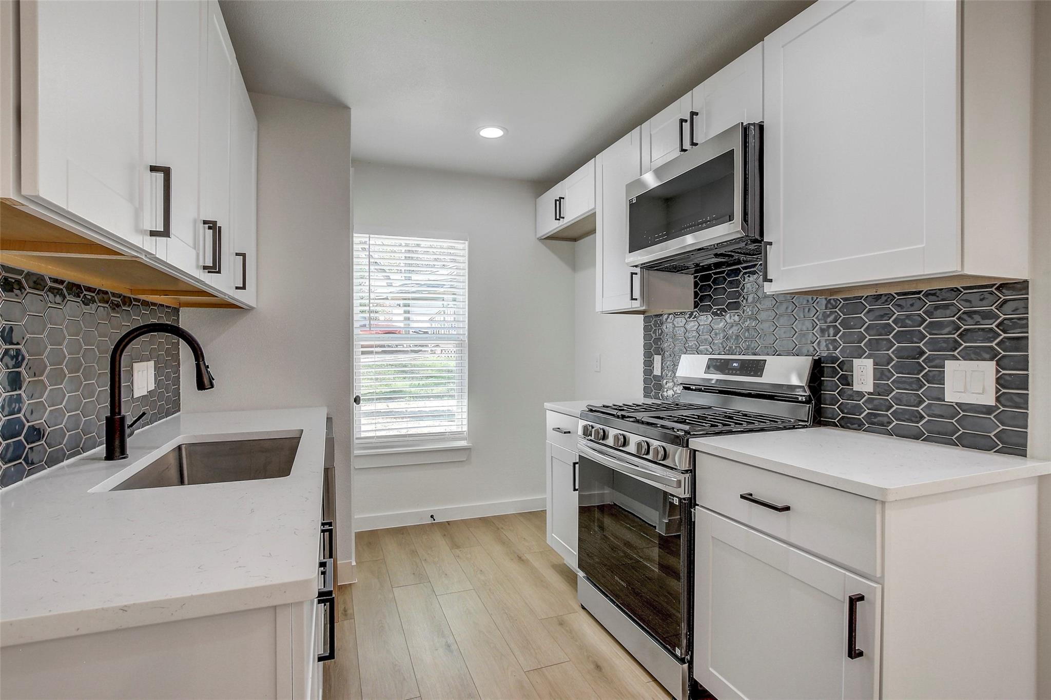 1402 Valleyridge Cir # A, Austin, TX 78704
