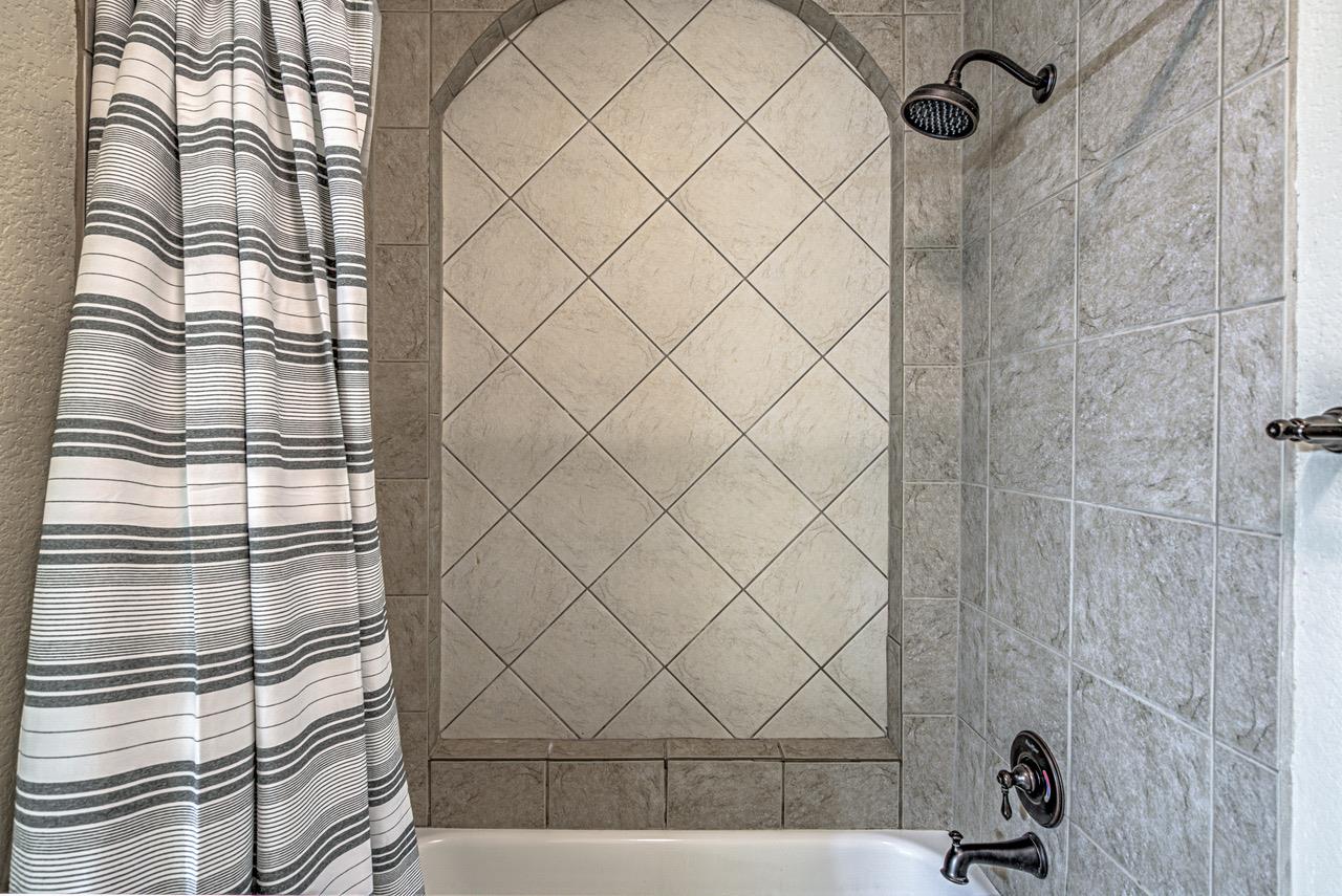 2226 Westlake Dr # 1-3, Austin, TX 78746