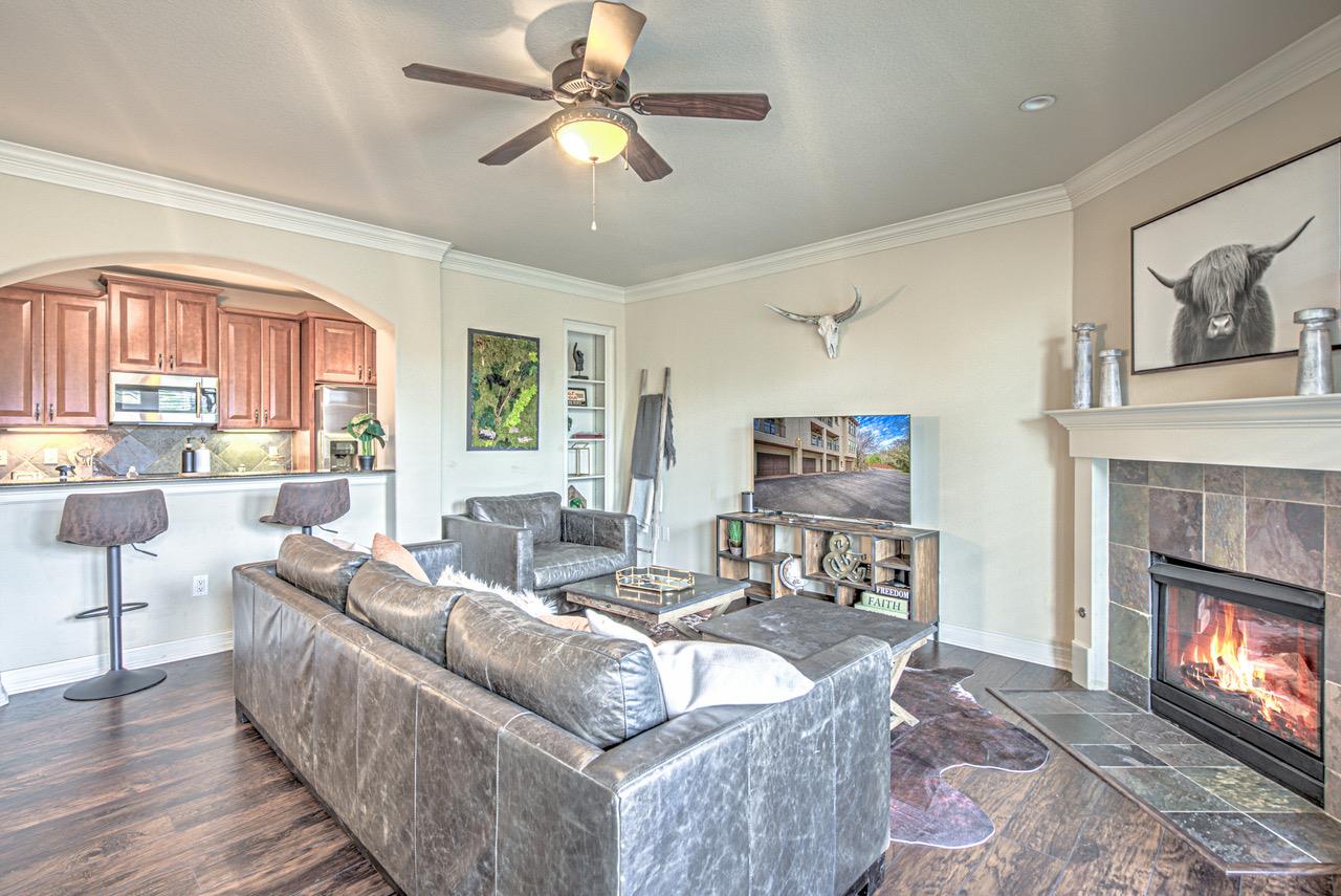 2226 Westlake Dr # 1-3, Austin, TX 78746