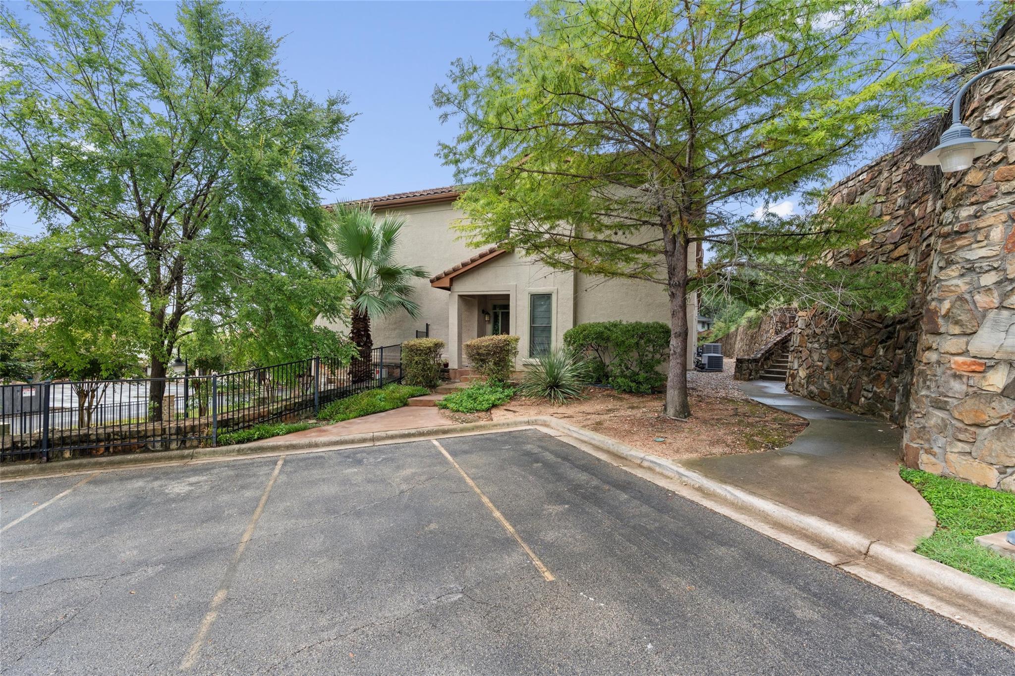 2226 Westlake Dr # 1-3, Austin, TX 78746