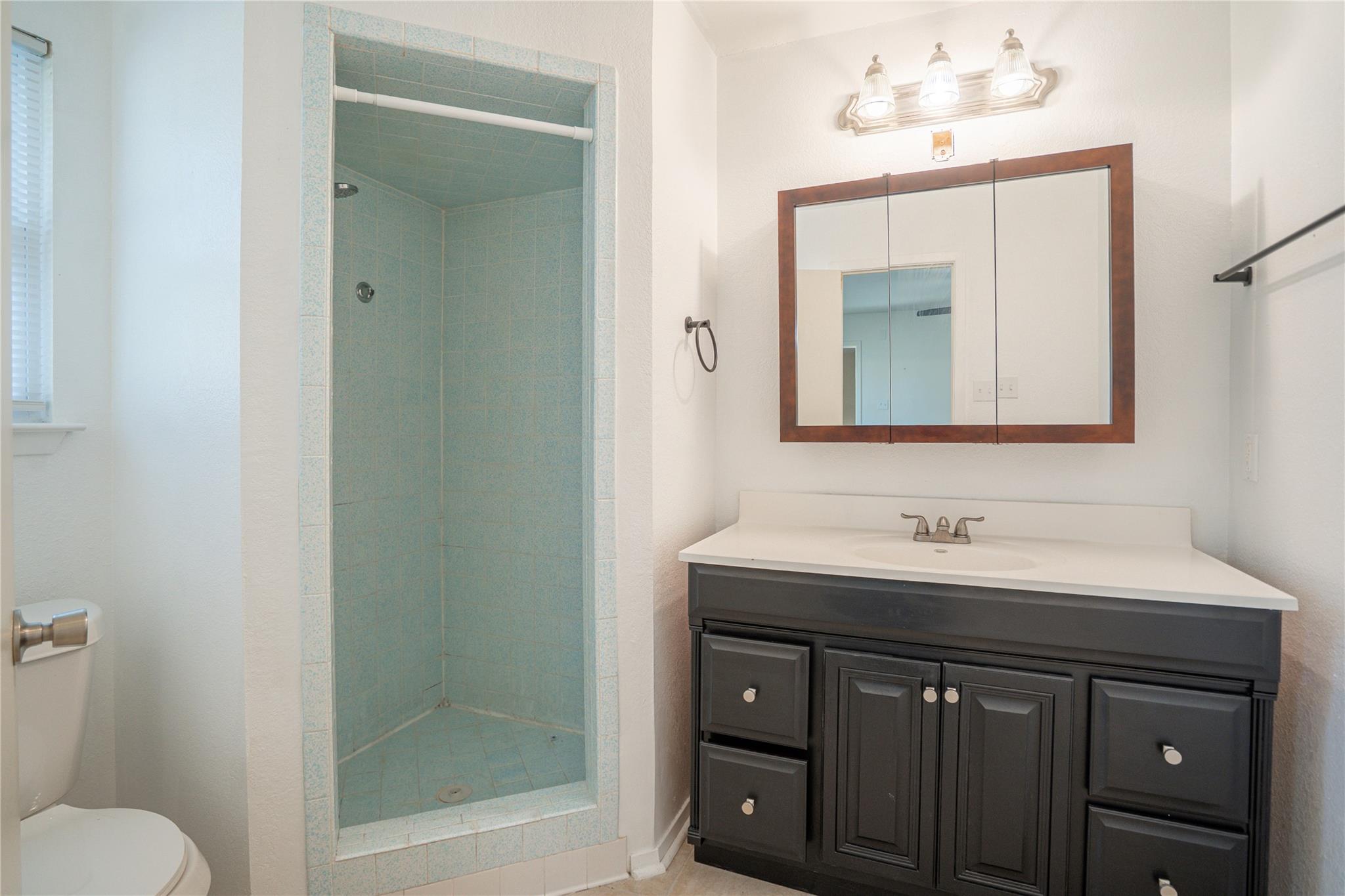 2010 Continental Dr, Killeen, TX 76543