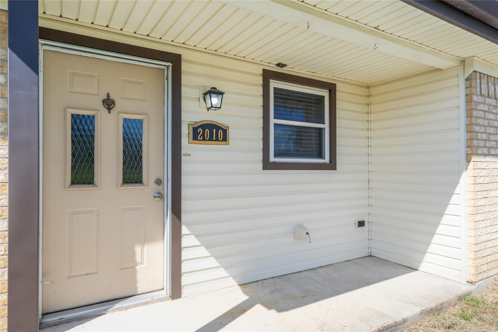 2010 Continental Dr, Killeen, TX 76543