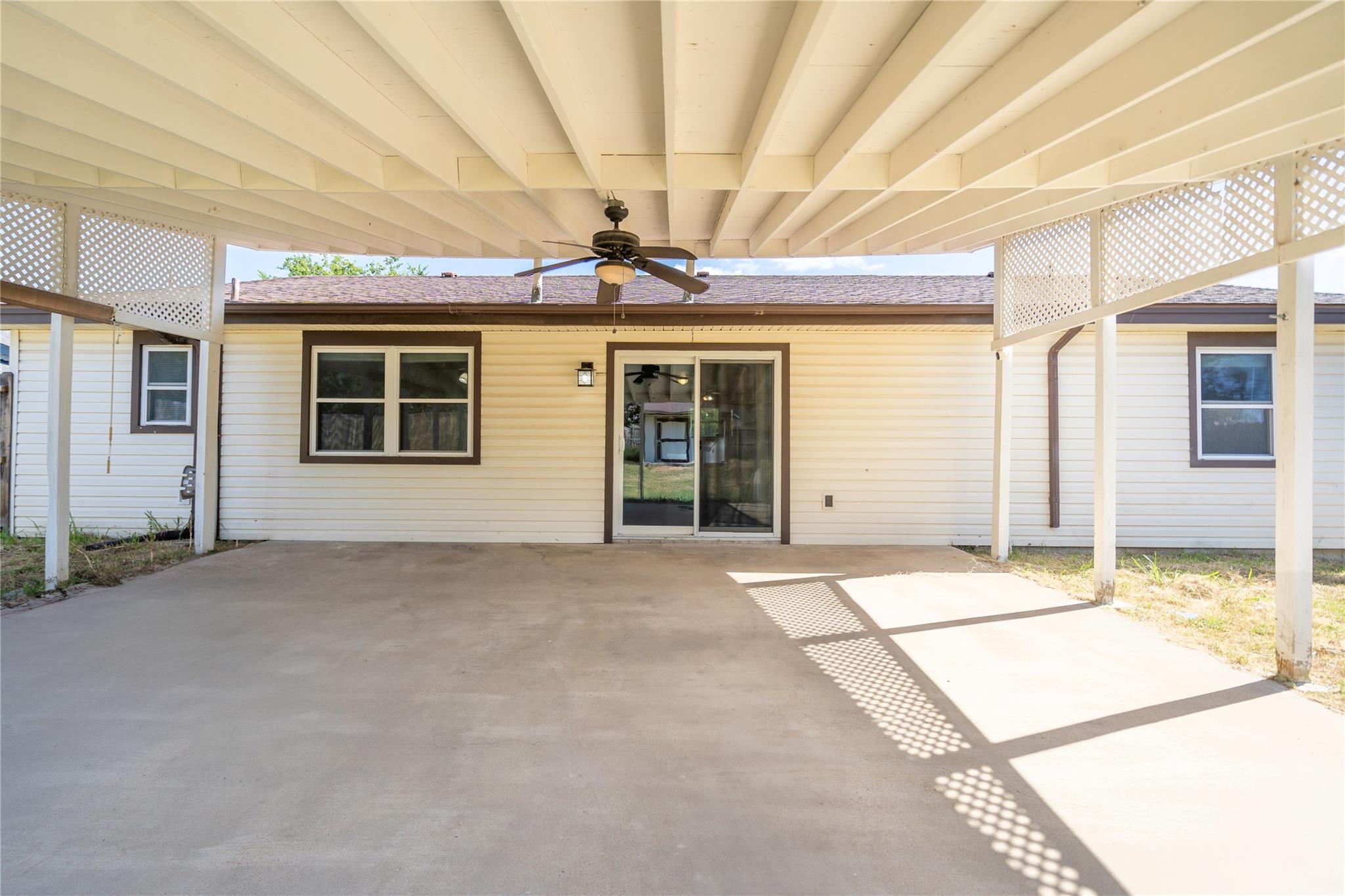 2010 Continental Dr, Killeen, TX 76543