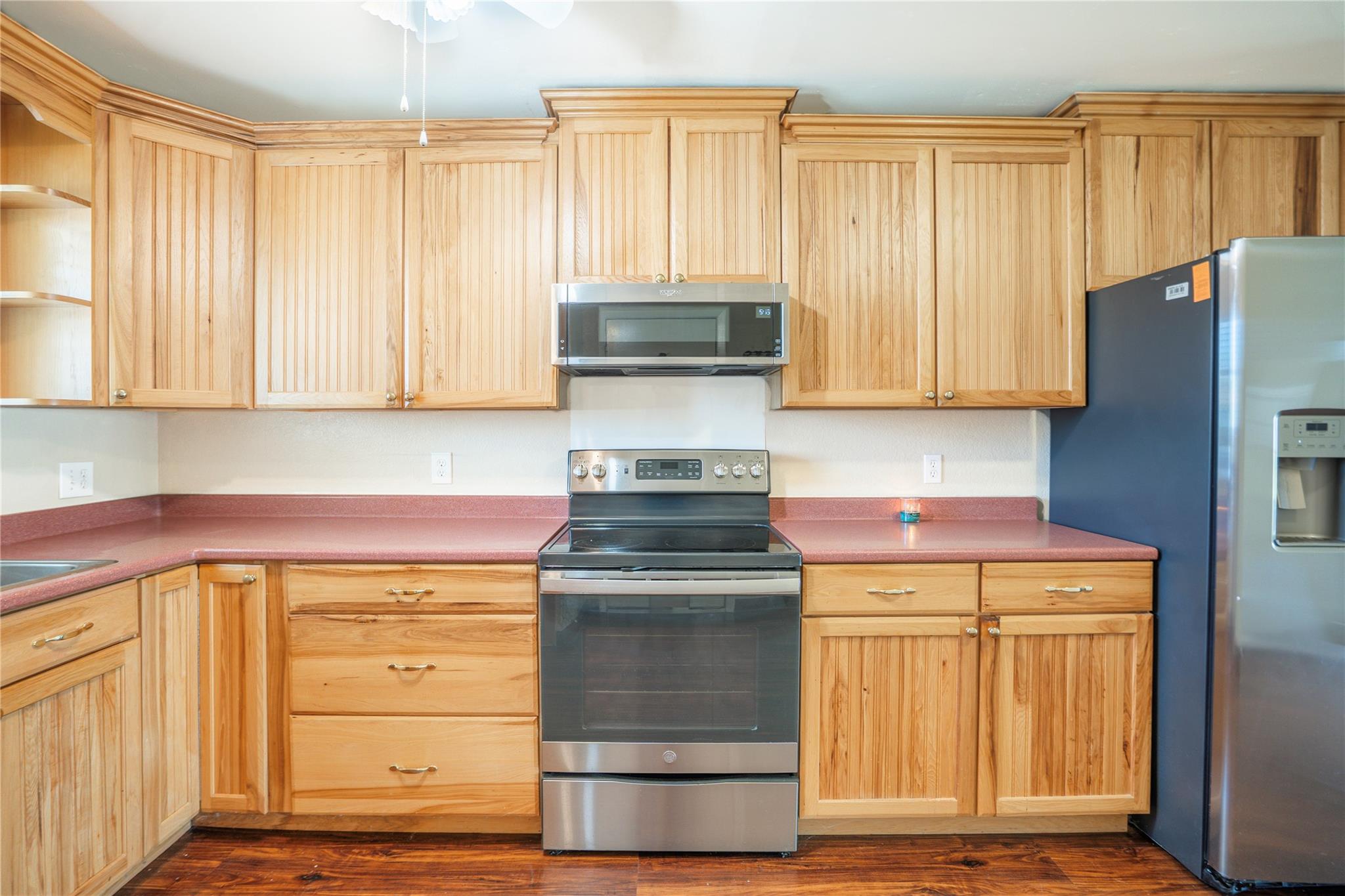 2010 Continental Dr, Killeen, TX 76543