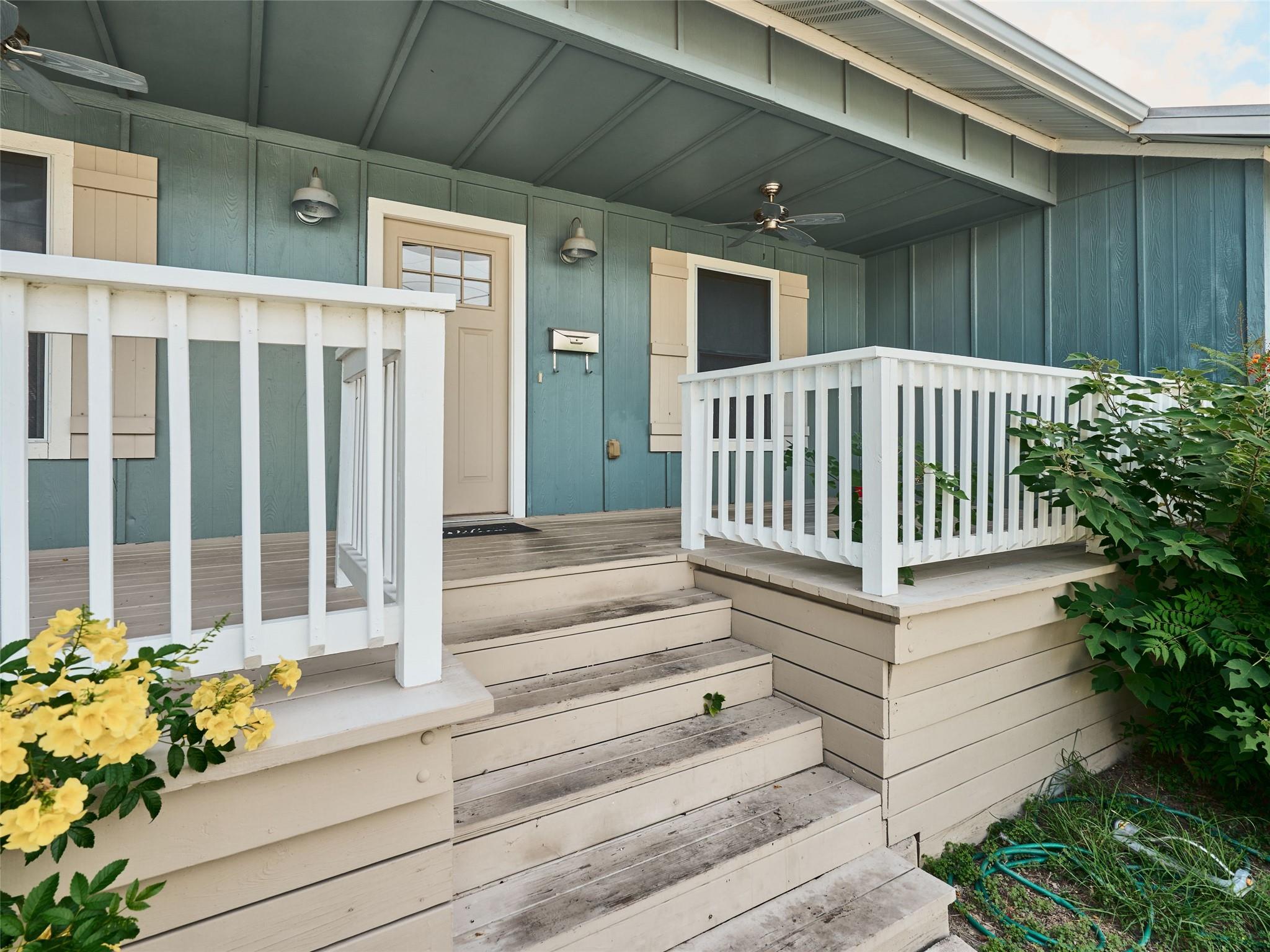 2200 E 18th St, Austin, TX 78702