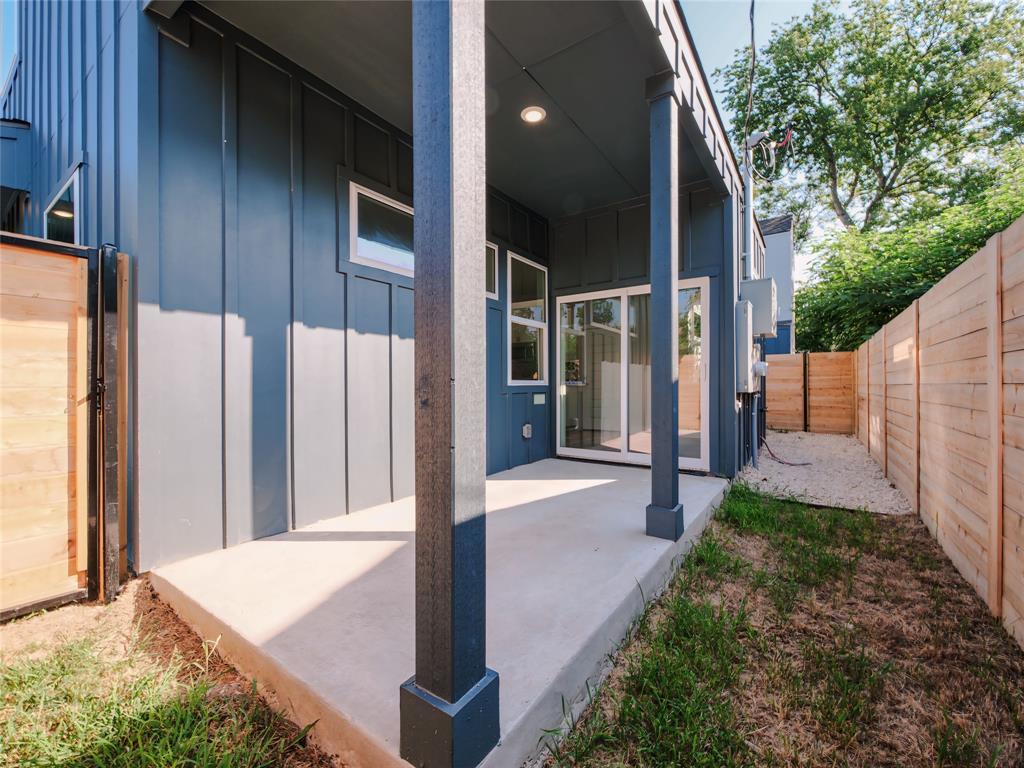 1042 Rosemont St # 1, Austin, TX 78723