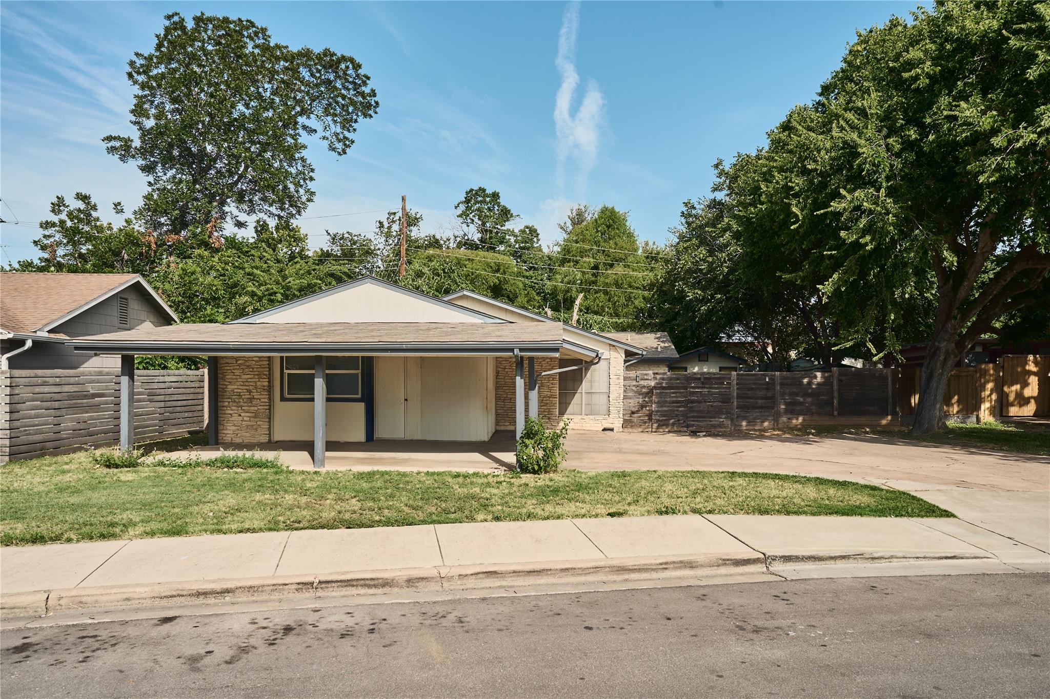 6400 Brookside Dr, Austin, TX 78723