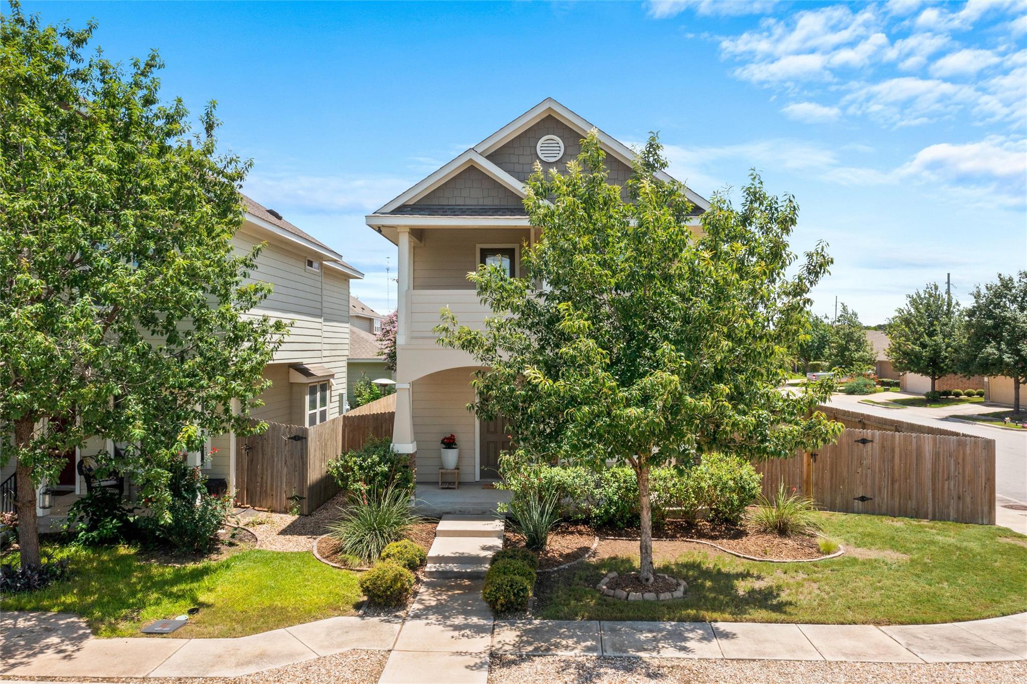 102 Wainscot Oak Way, San Marcos, TX 78666