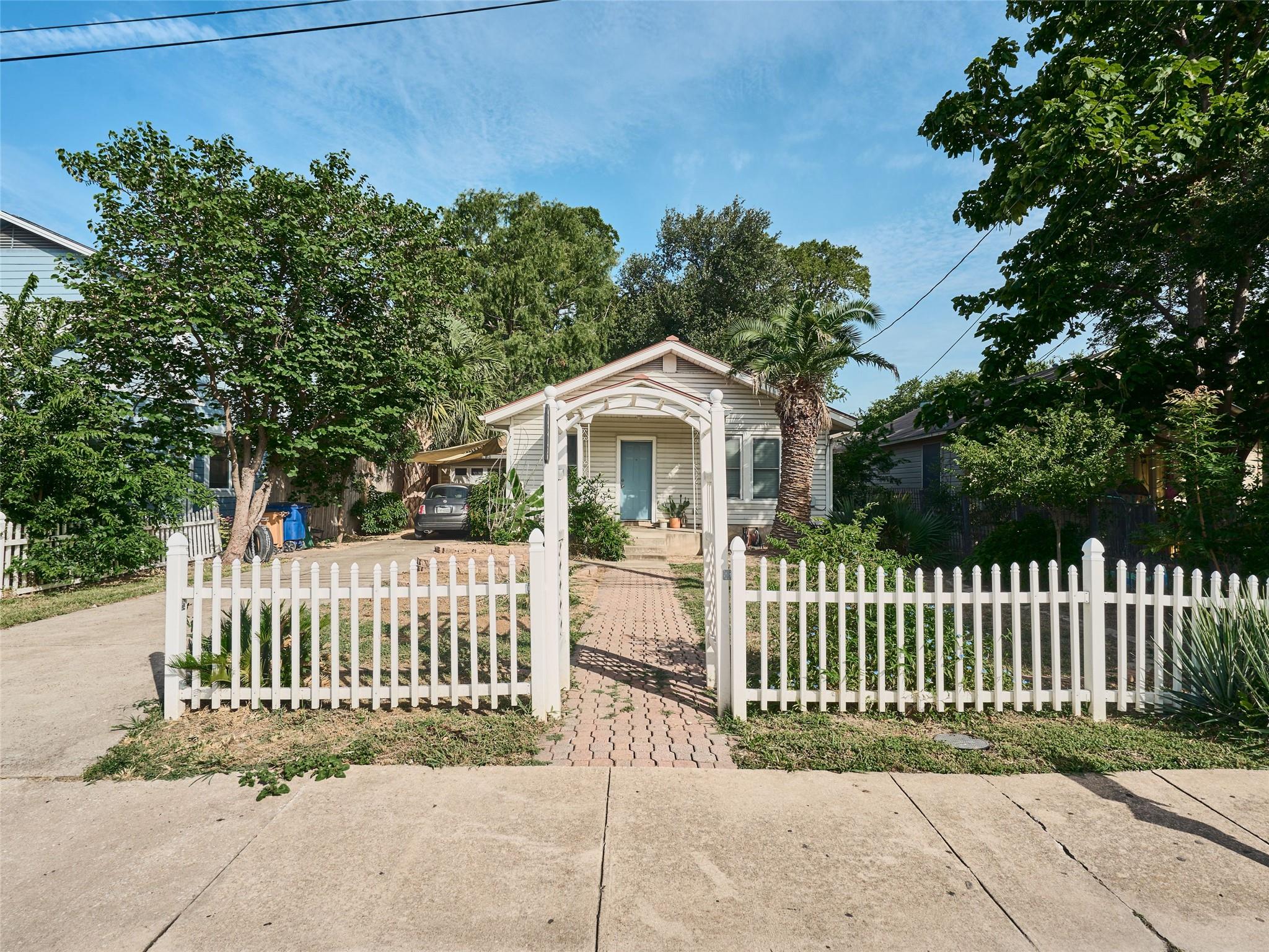 7602 Blessing Ave, Austin, TX 78752