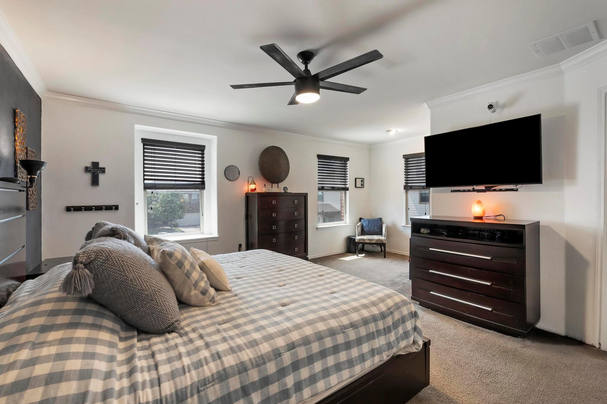 11212 Whitefaulds Dr, Austin, TX 78754