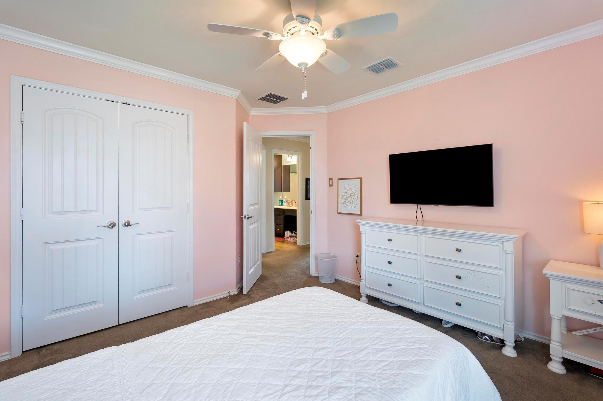 11212 Whitefaulds Dr, Austin, TX 78754