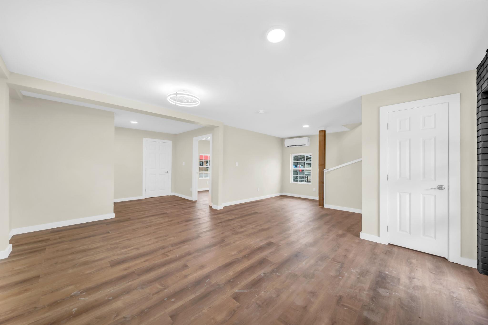 136 S Caldwell-A St, Giddings, TX 78942