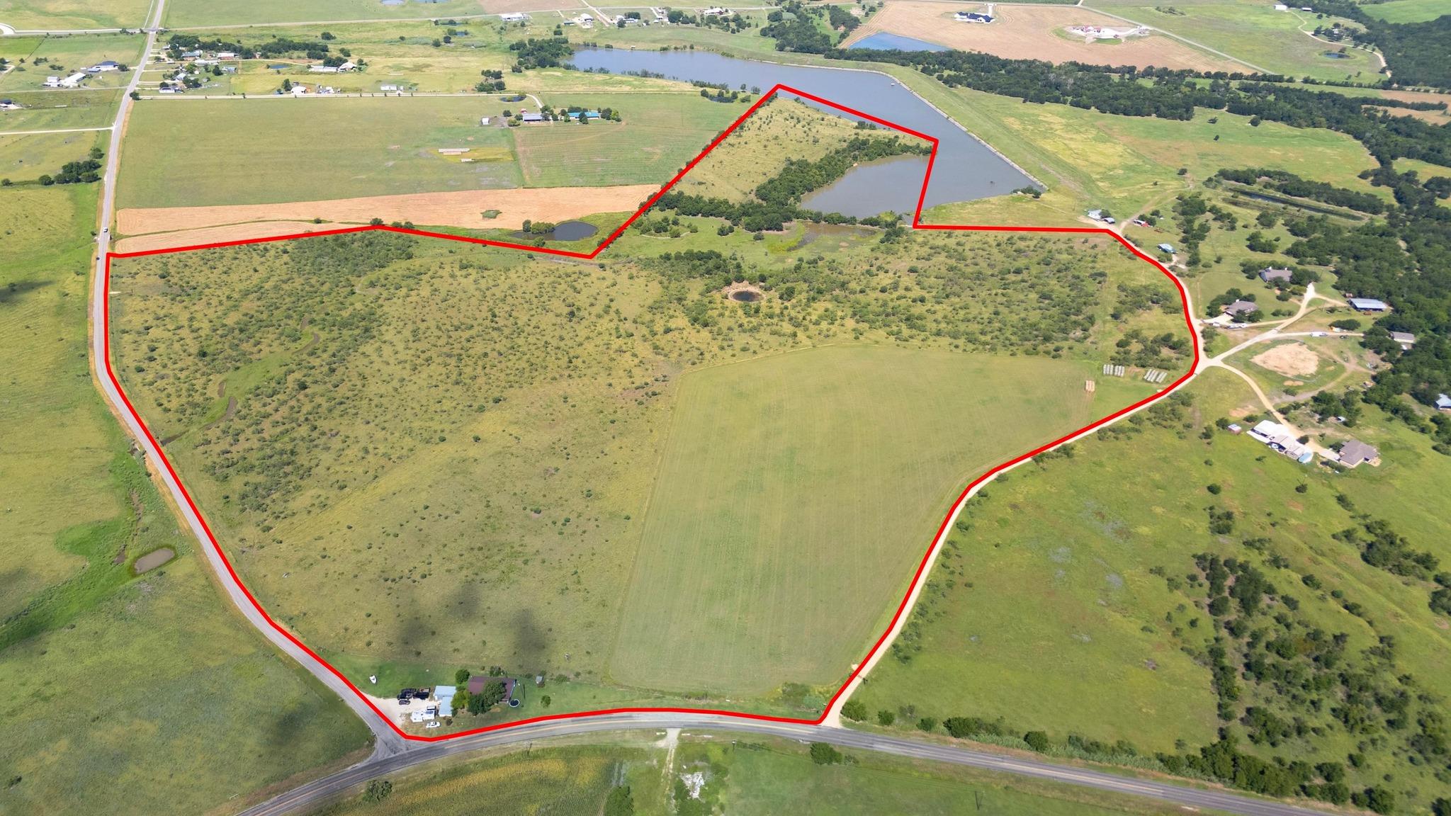 2121 County Road 420, Taylor, TX 76574