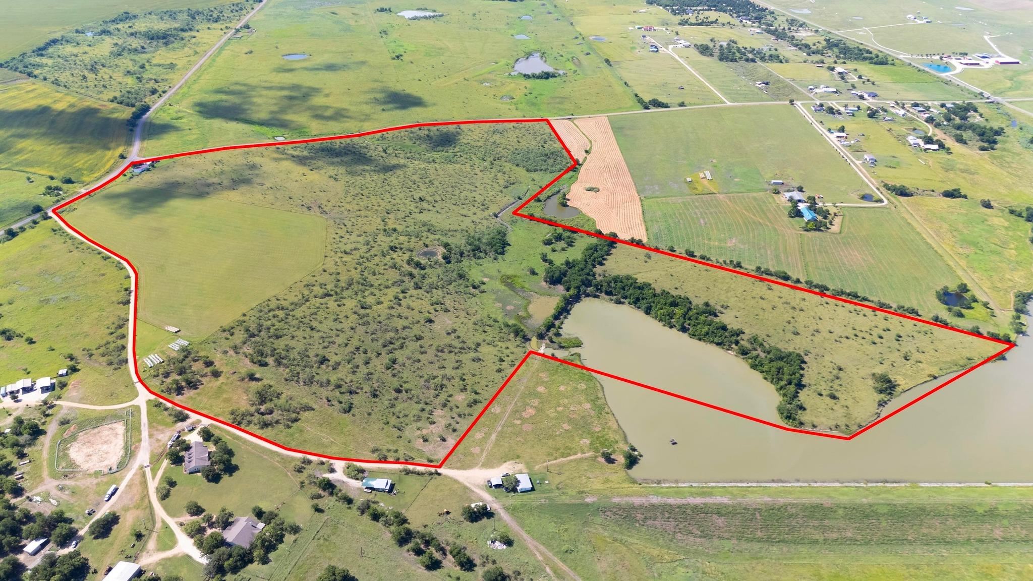 2121 County Road 420, Taylor, TX 76574