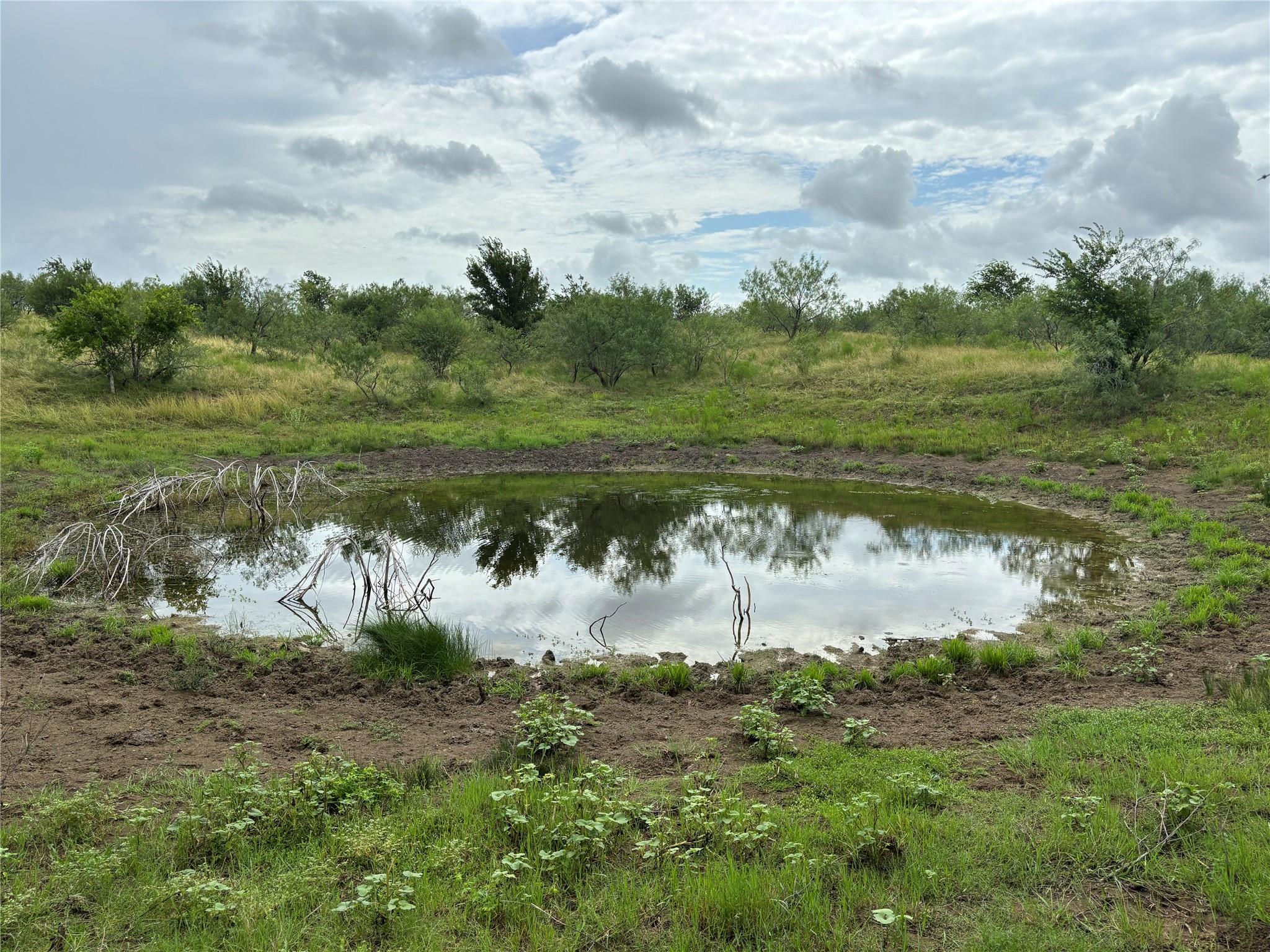 2121 County Road 420, Taylor, TX 76574