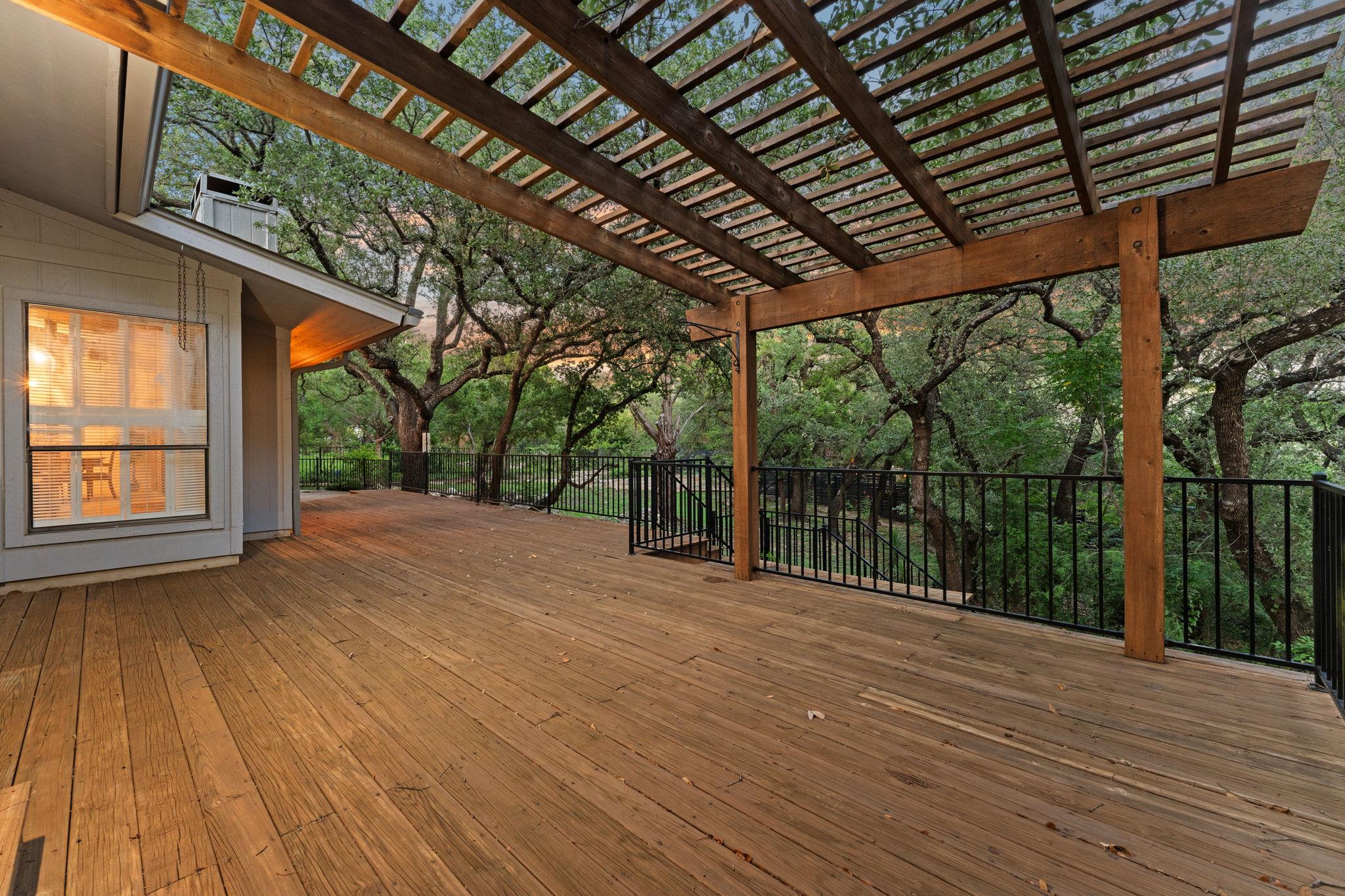 605 Flamingo Blvd, Lakeway, TX 78734