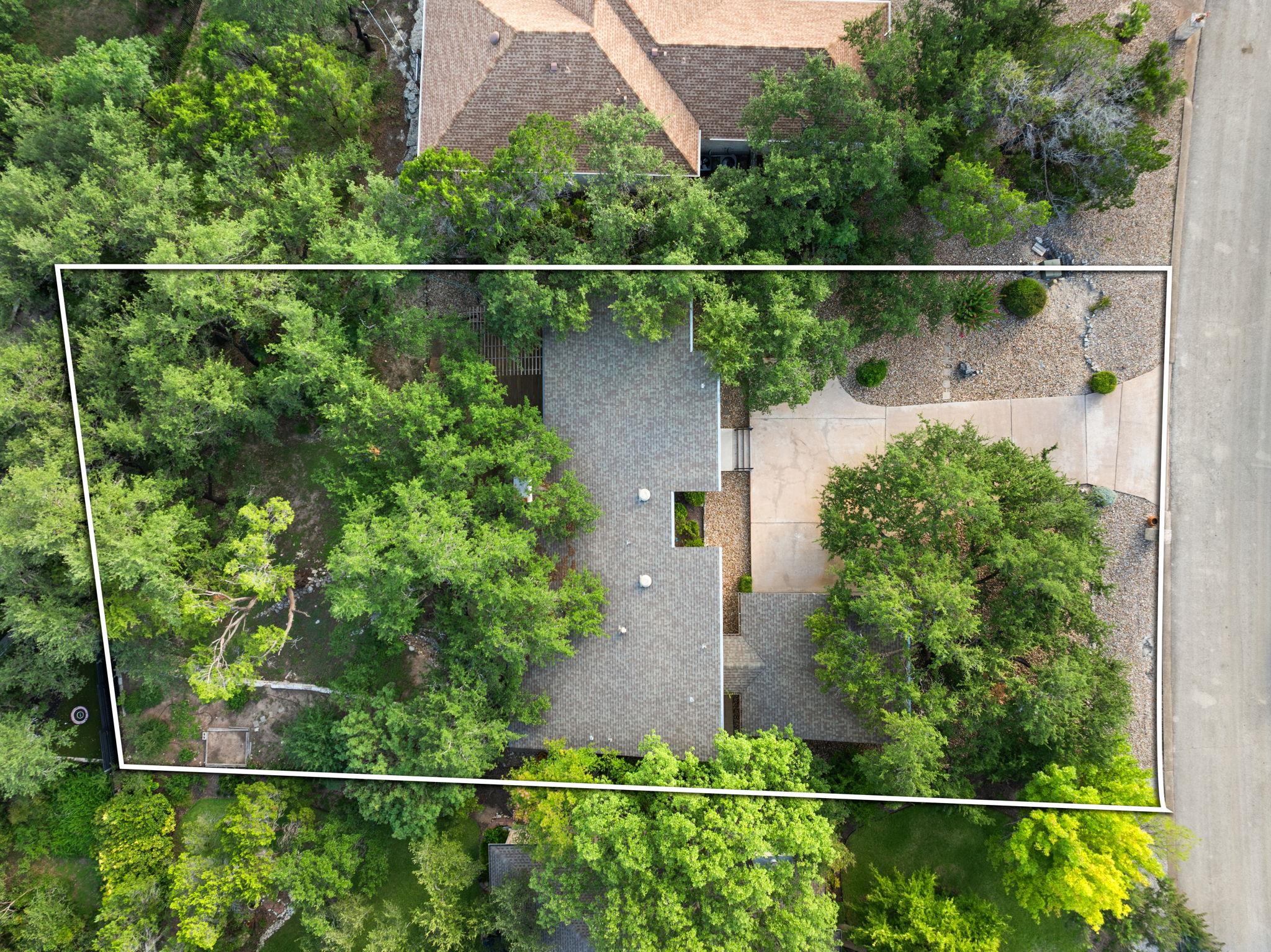 605 Flamingo Blvd, Lakeway, TX 78734
