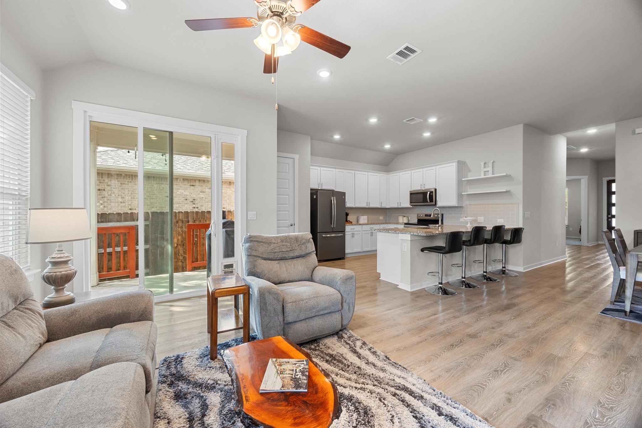 401 Peace Pipe Way, Georgetown, TX 78628