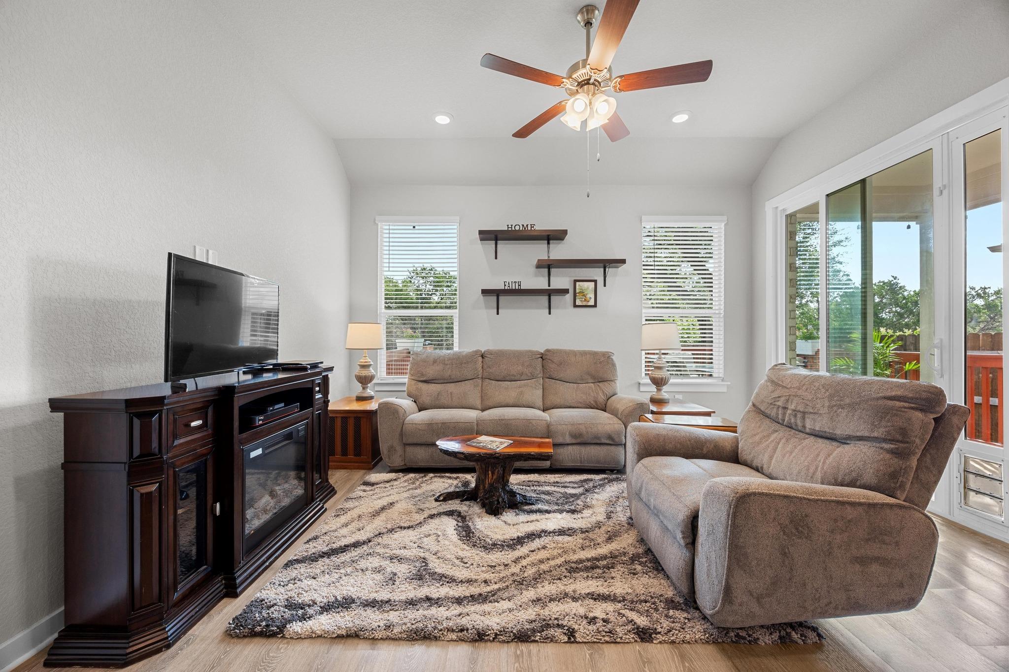 401 Peace Pipe Way, Georgetown, TX 78628