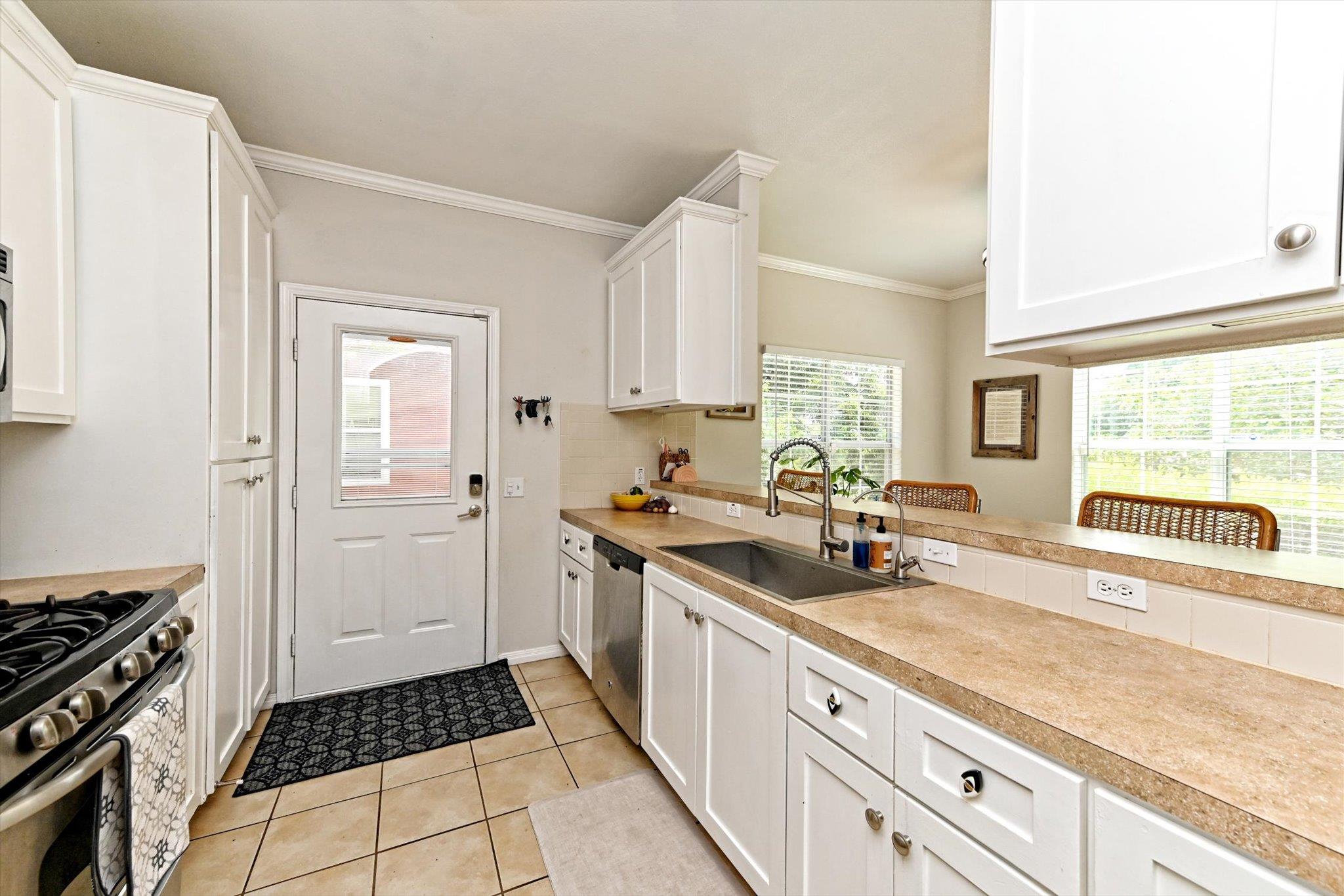 7312 Meador Ave, Austin, TX 78752