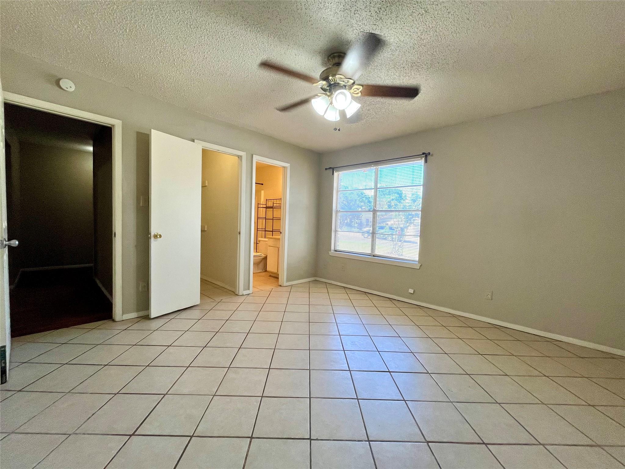 821 Sirocco Dr # B, Austin, TX 78745