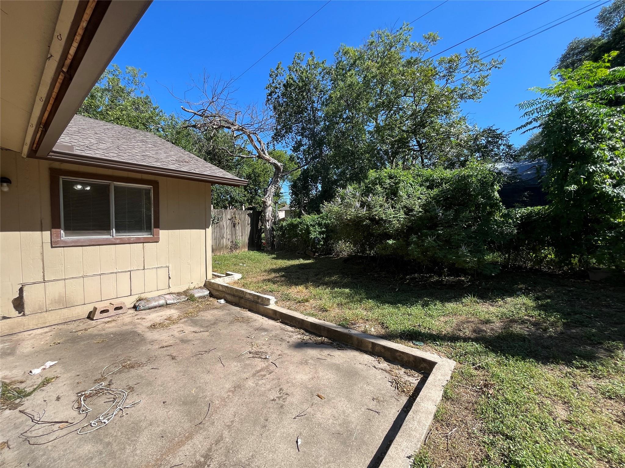 821 Sirocco Dr # B, Austin, TX 78745