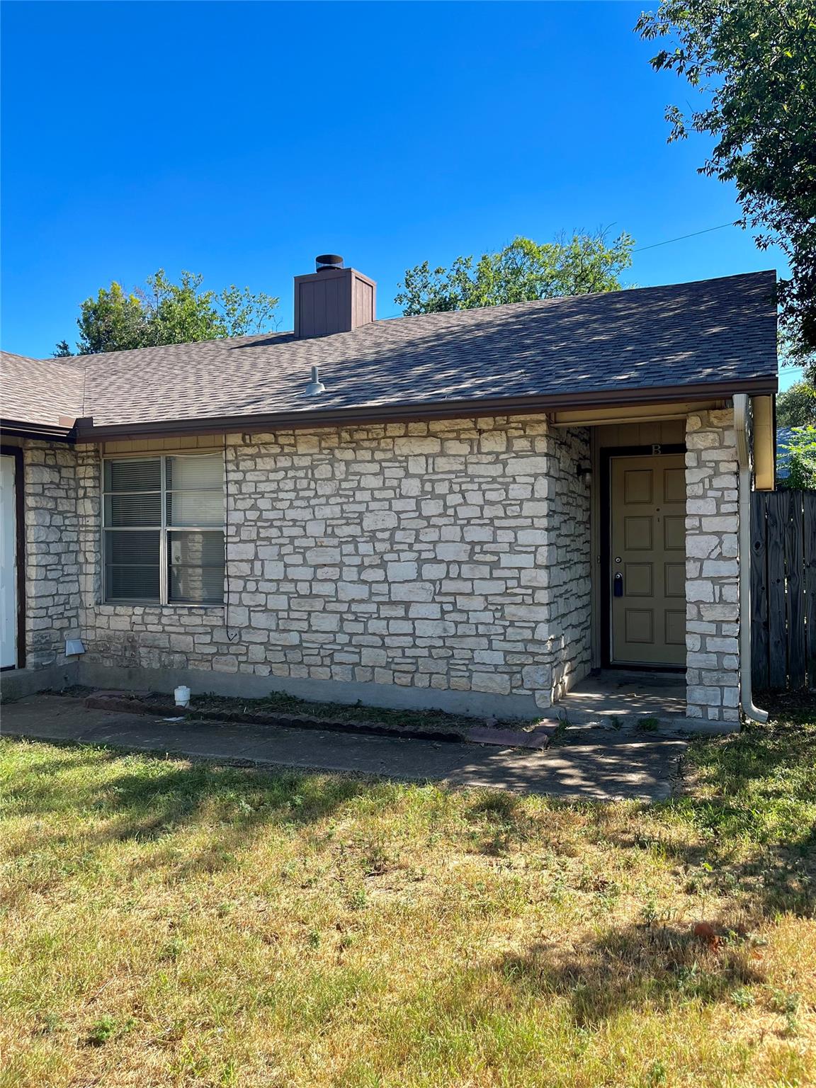 821 Sirocco Dr # B, Austin, TX 78745