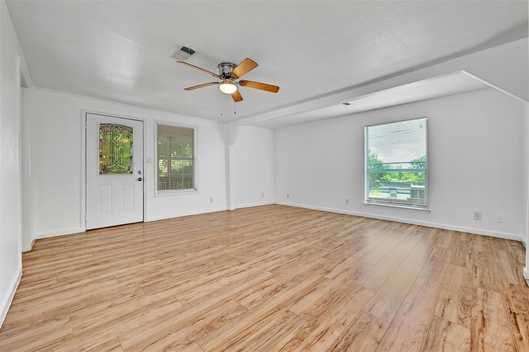 1200 Walnut Ave, Austin, TX 78702