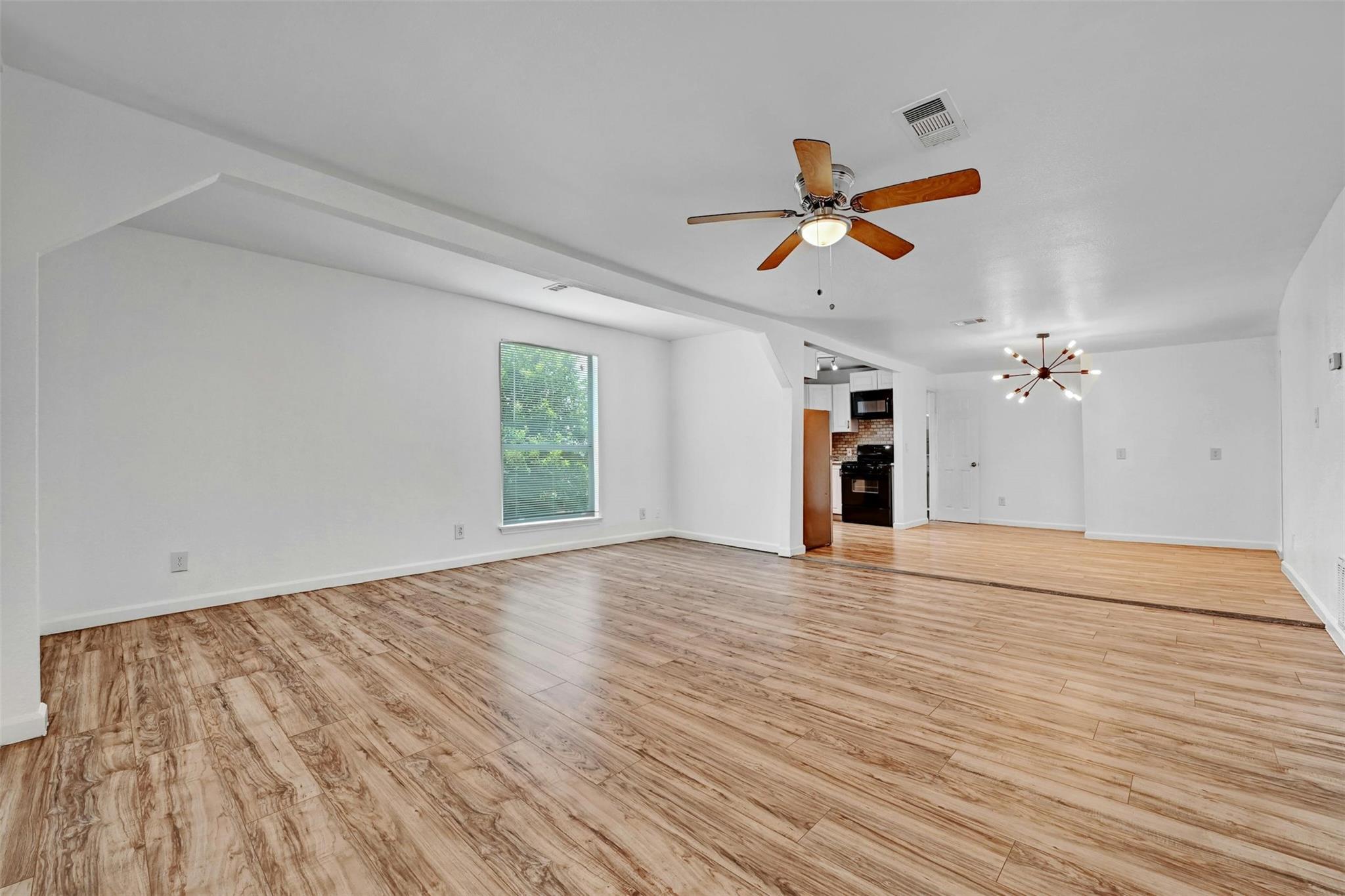 1200 Walnut Ave, Austin, TX 78702