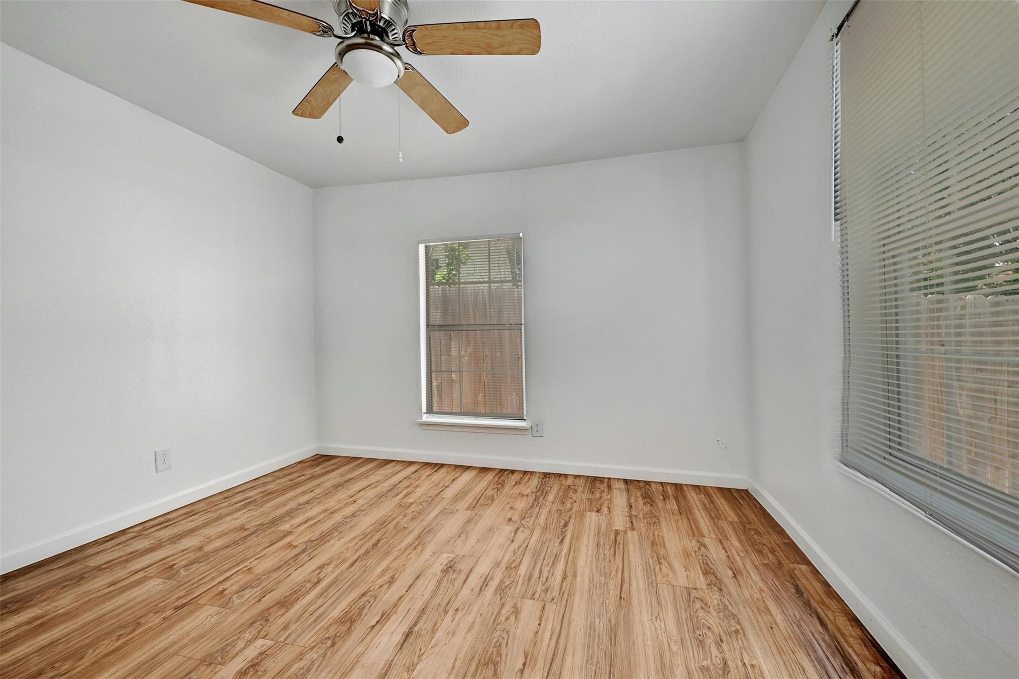 1200 Walnut Ave, Austin, TX 78702