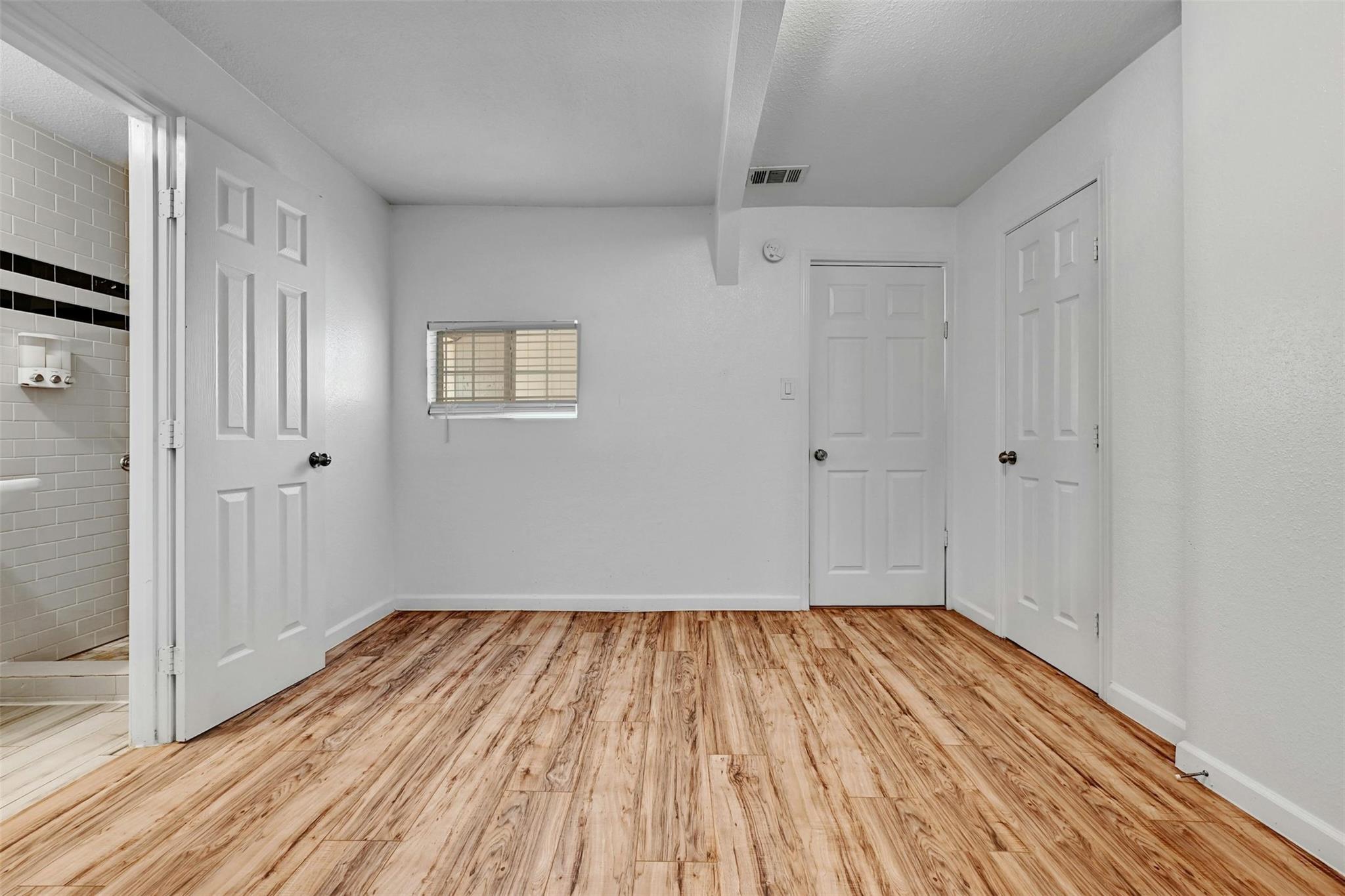1200 Walnut Ave, Austin, TX 78702