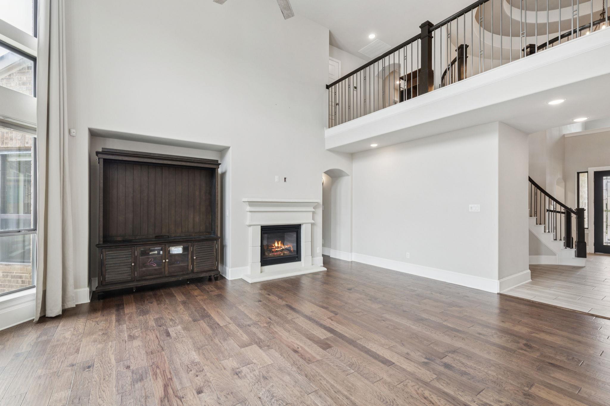 109 Mark Way, Liberty Hill, TX 78642