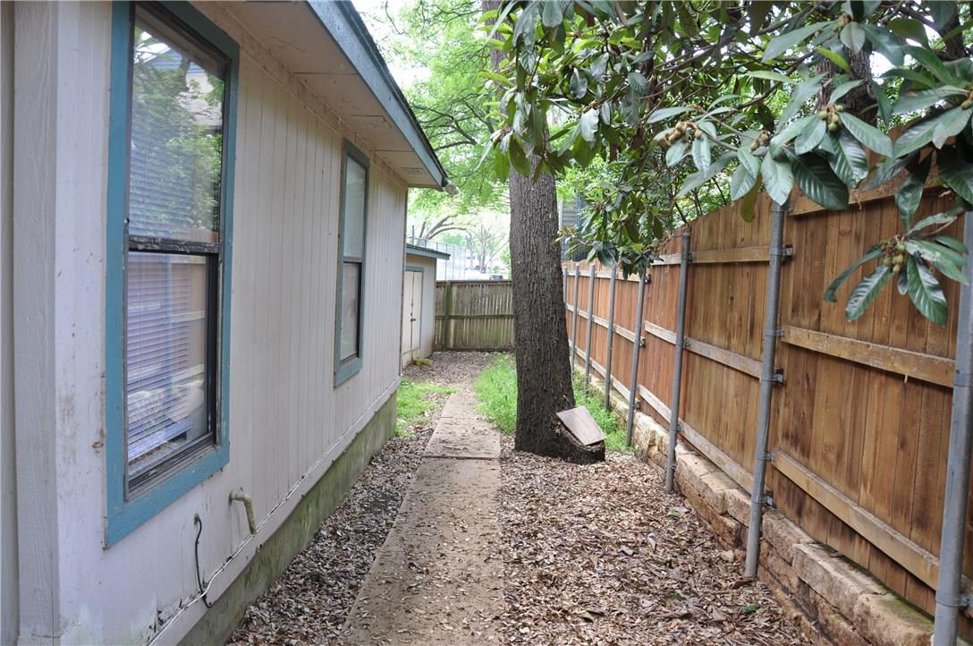7805 Topawa Cv # B, Austin, TX 78729