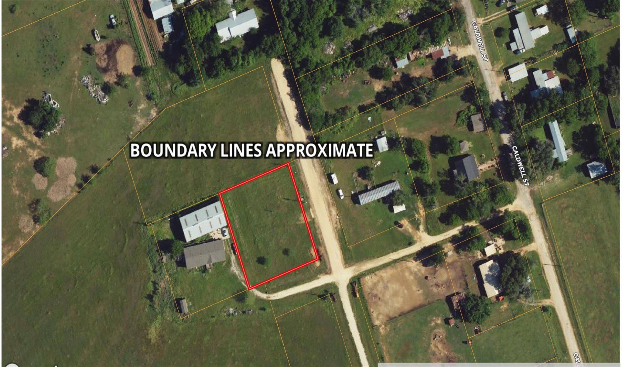 902 9th St, Lexington, TX 78947