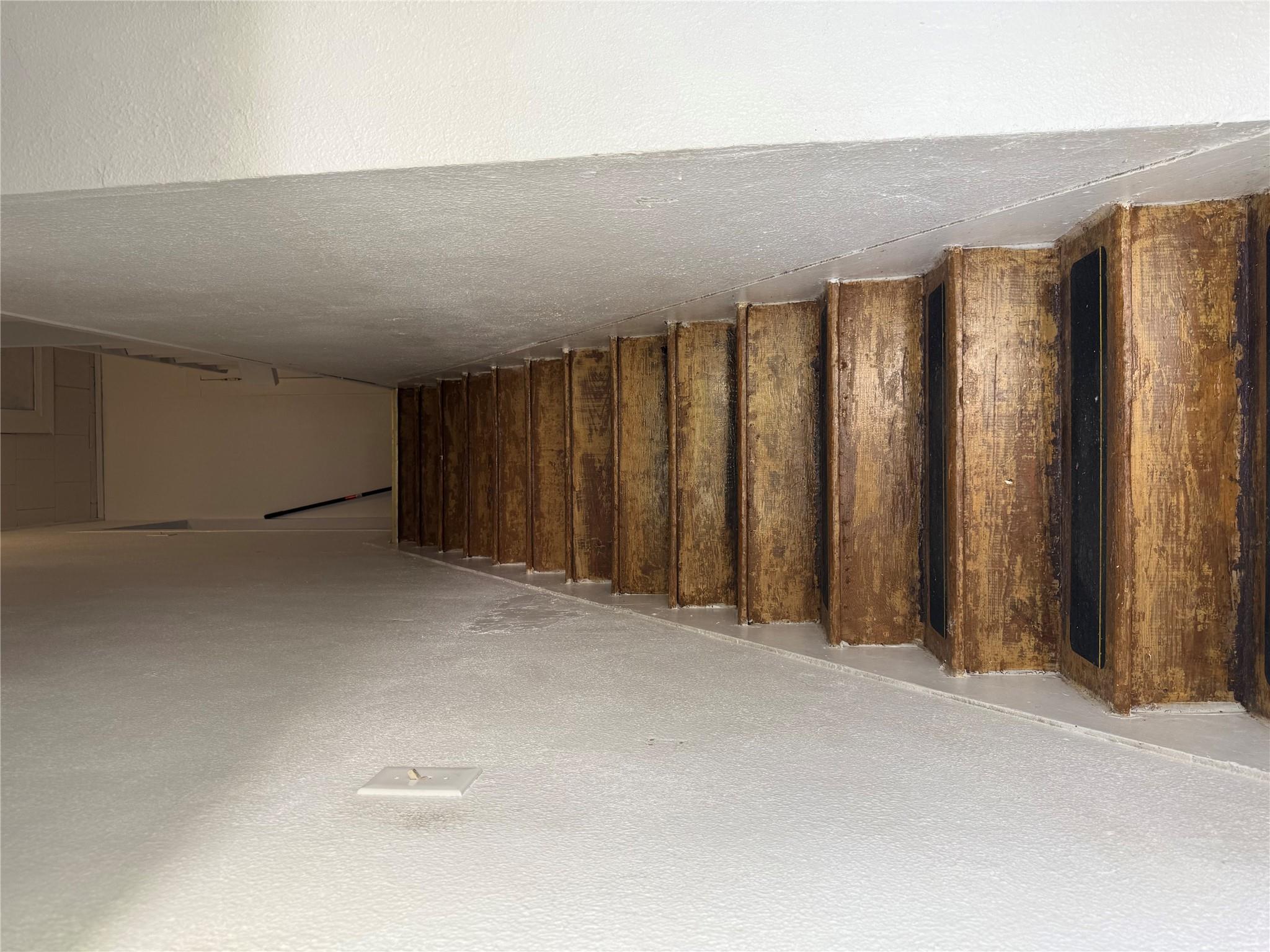 100 N 1st St, Thorndale, TX 76577