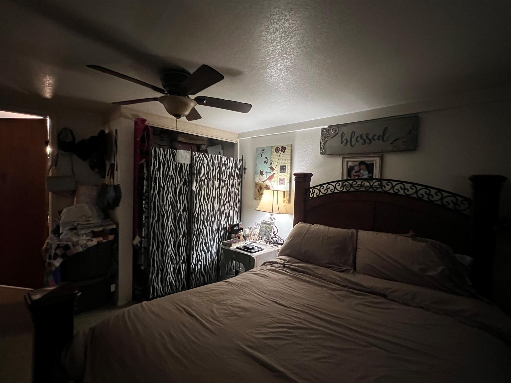 100 N 1st St, Thorndale, TX 76577