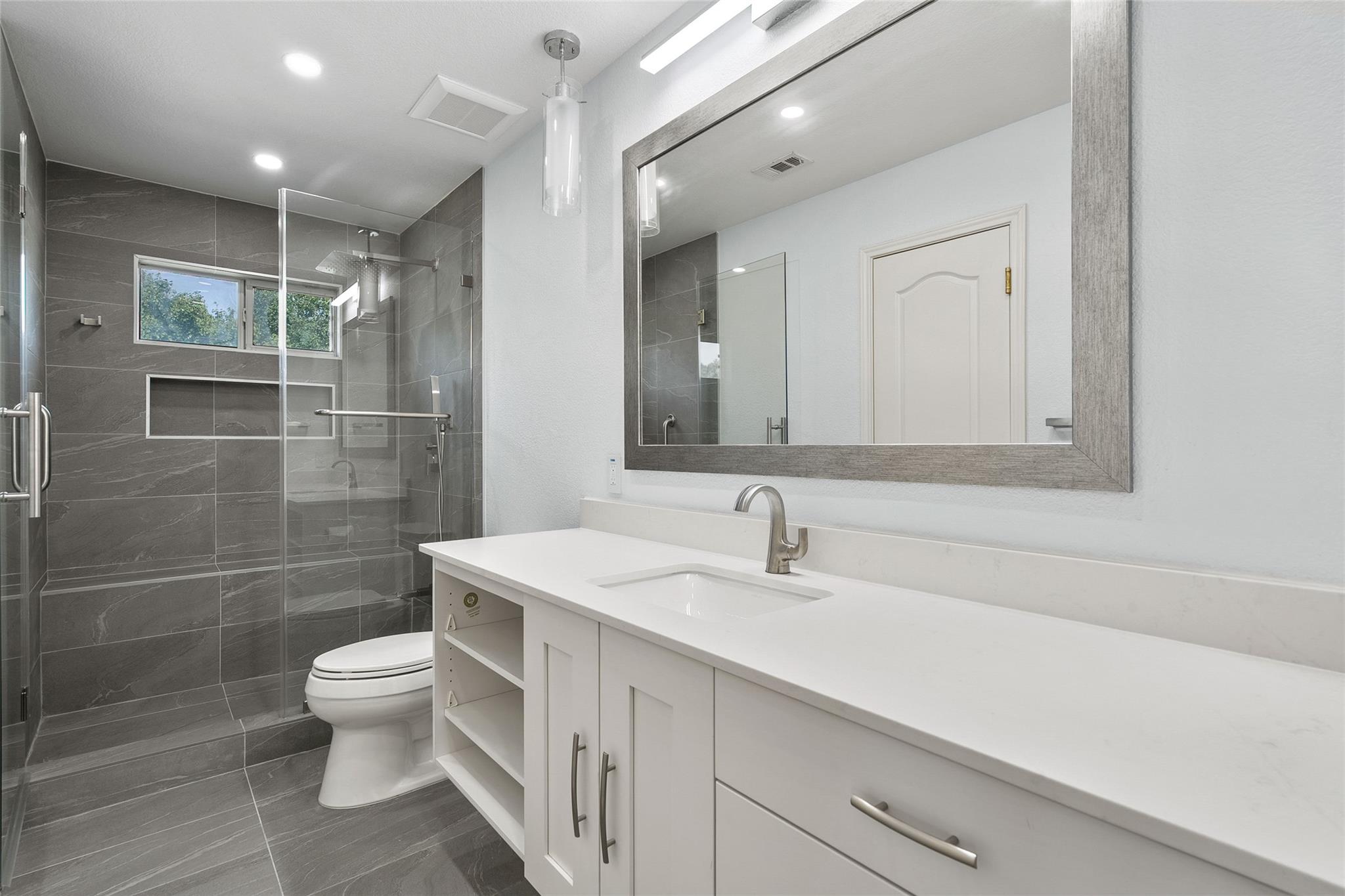 7601 Crackling Creek Dr, Austin, TX 78736