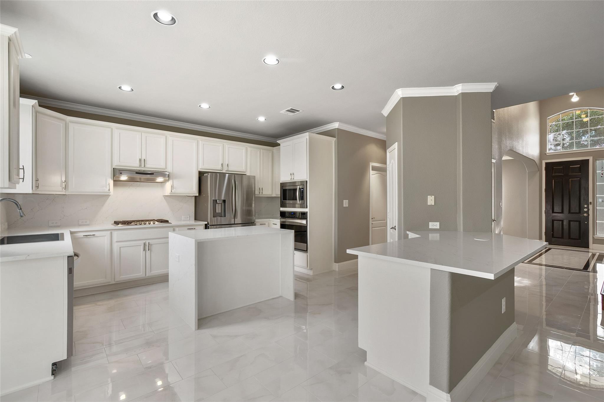 7601 Crackling Creek Dr, Austin, TX 78736