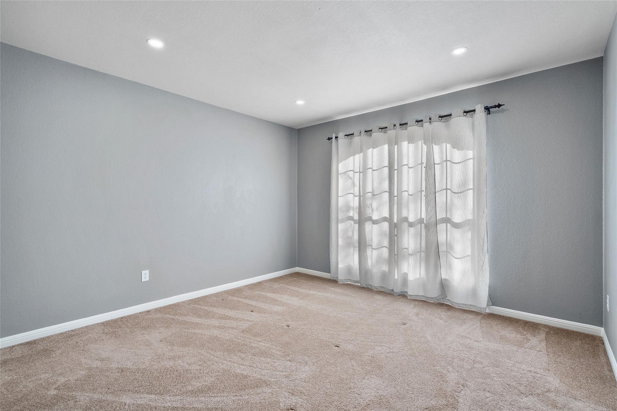 7601 Crackling Creek Dr, Austin, TX 78736