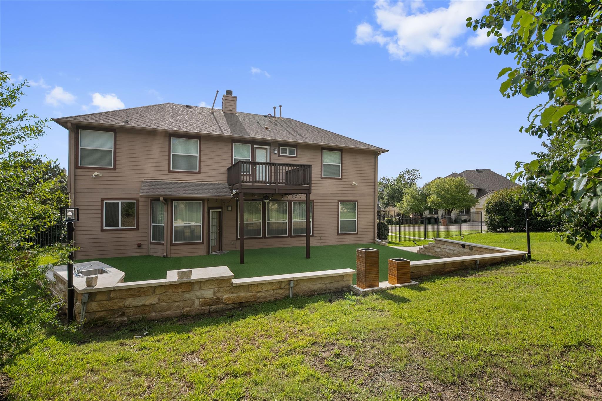 7601 Crackling Creek Dr, Austin, TX 78736