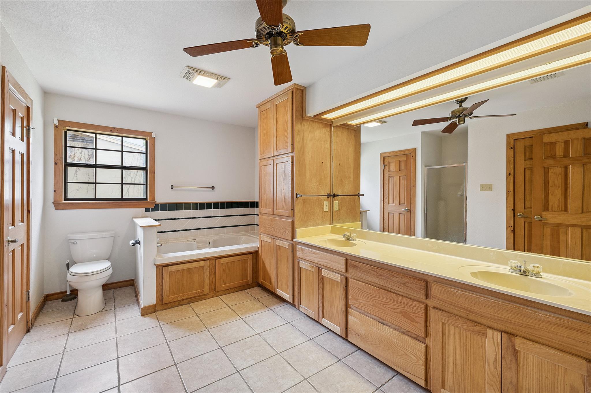 810 Wheeler St, Mason, TX 76856