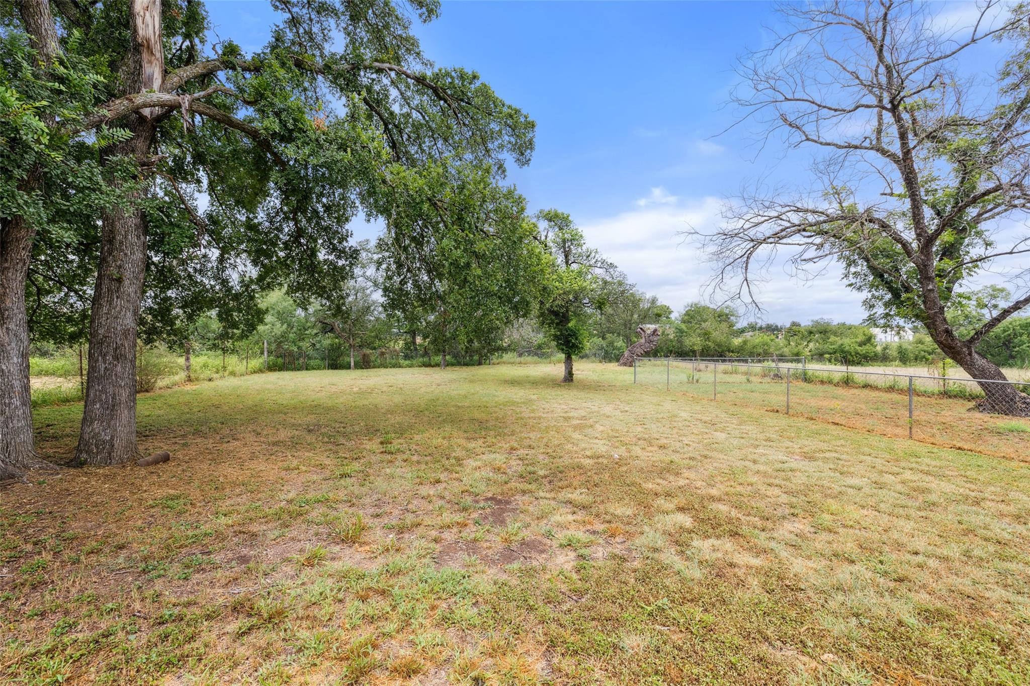 810 Wheeler St, Mason, TX 76856