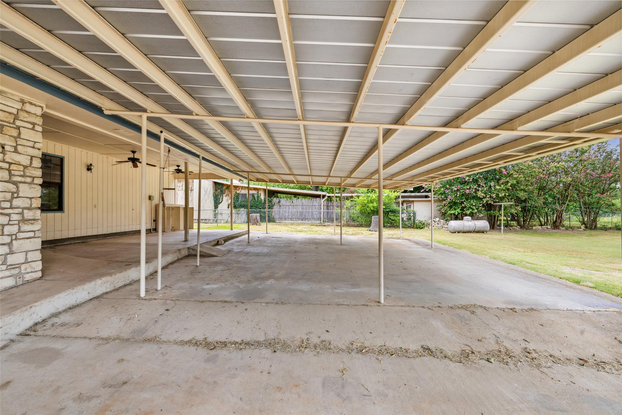 810 Wheeler St, Mason, TX 76856